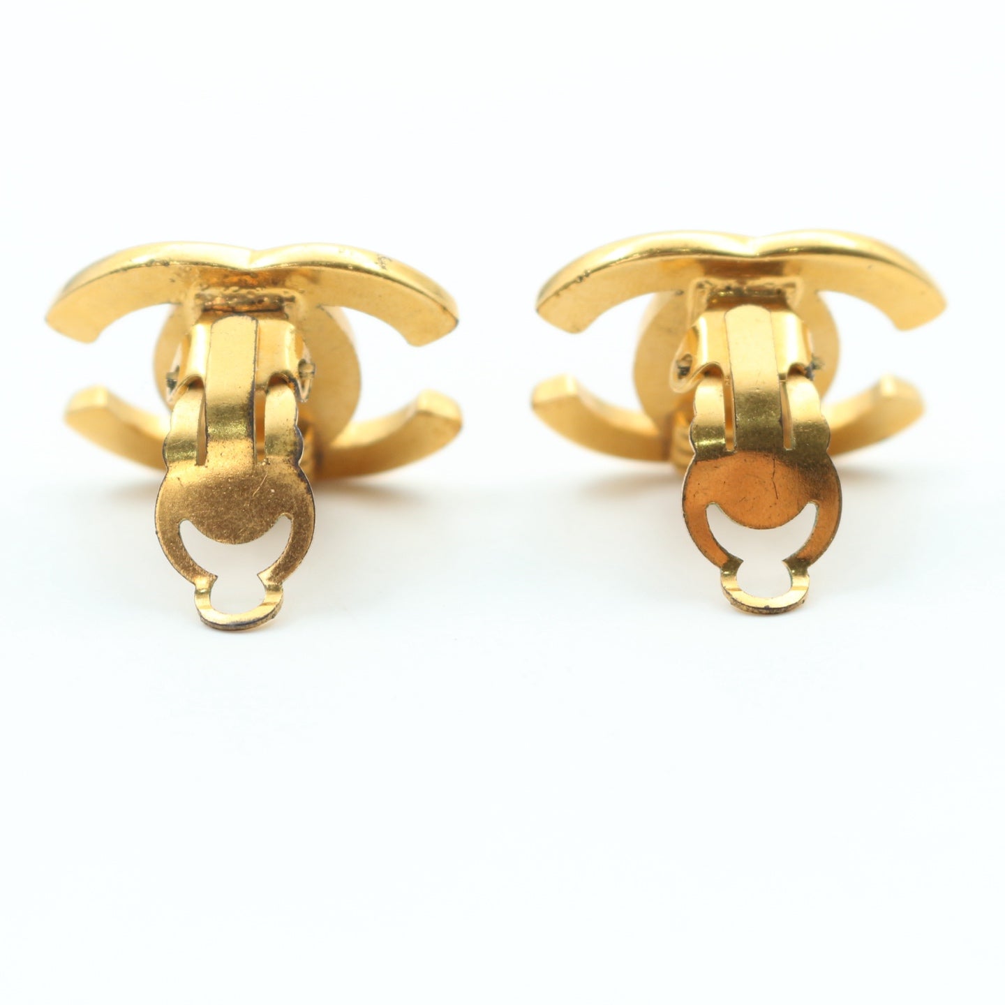 Chanel CC Turnlock Clip-On Earrings Gold 95A [Used]