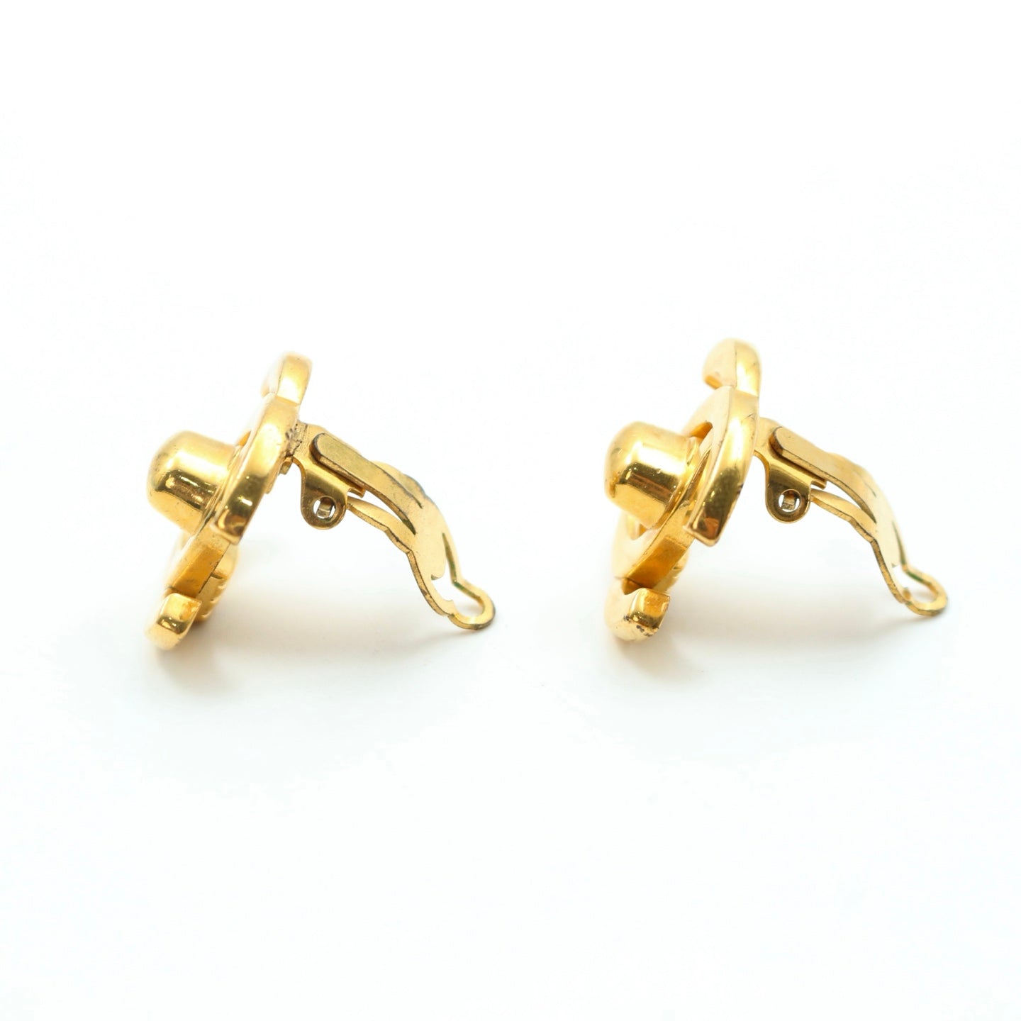 Chanel CC Turnlock Clip-On Earrings Gold 95A [Used]