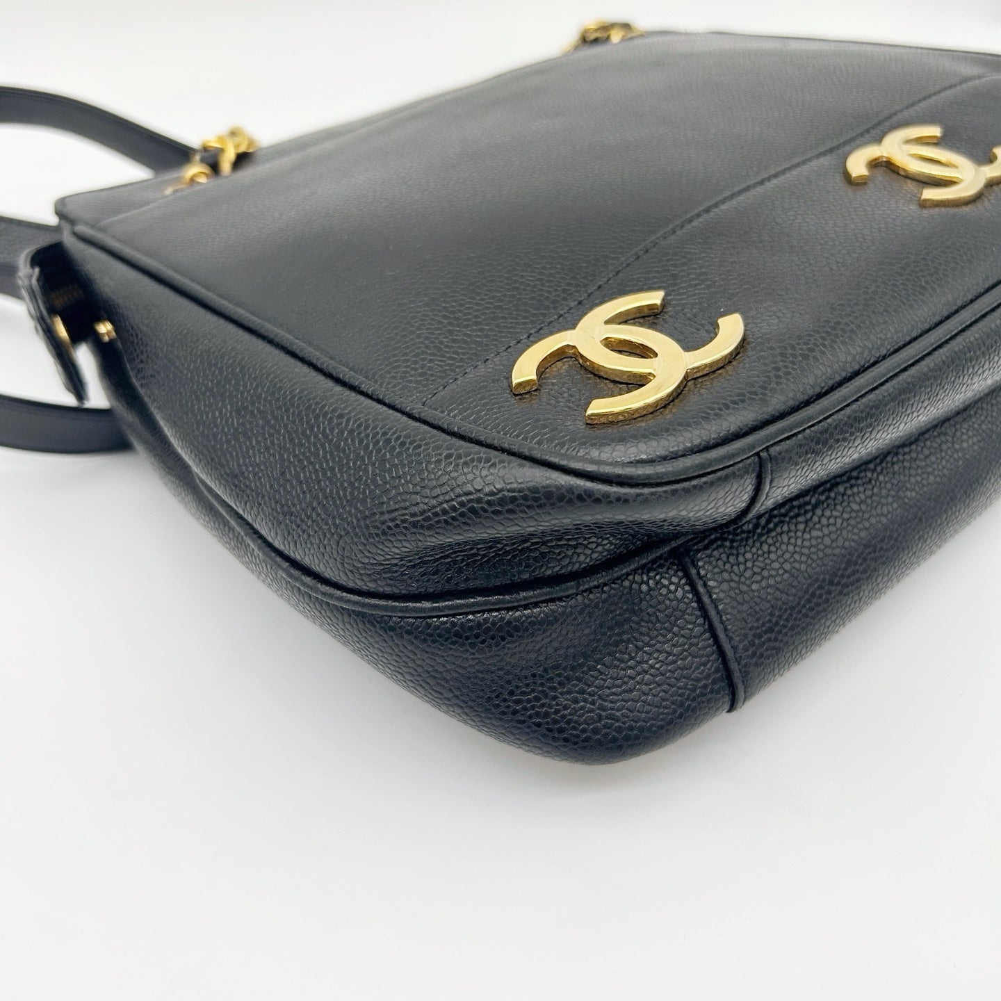 Chanel Caviar Leather Gold Ball Shoulder Tote Bag [Used]