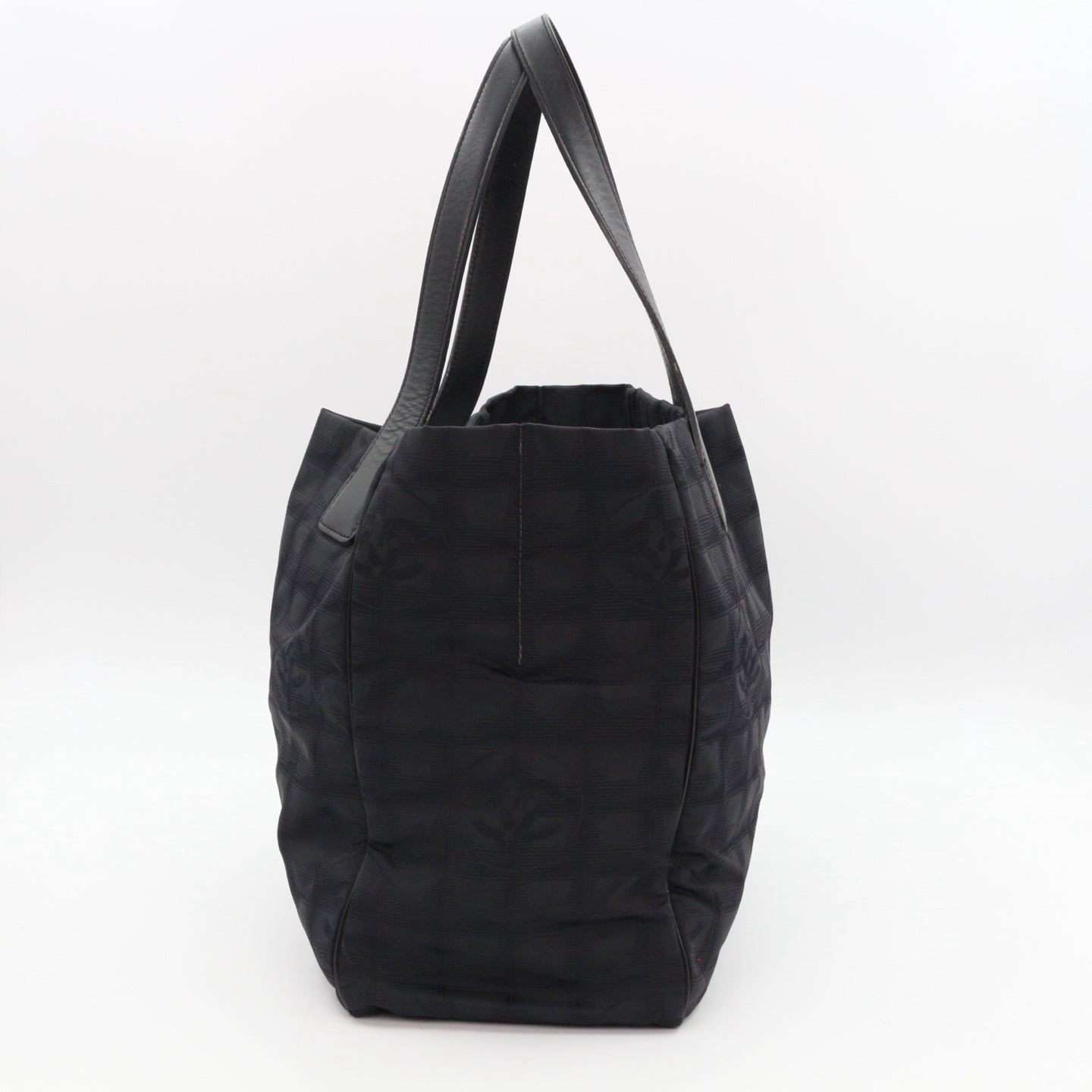 Chanel Black New Travel Line Nylon Tote Bag [Used]