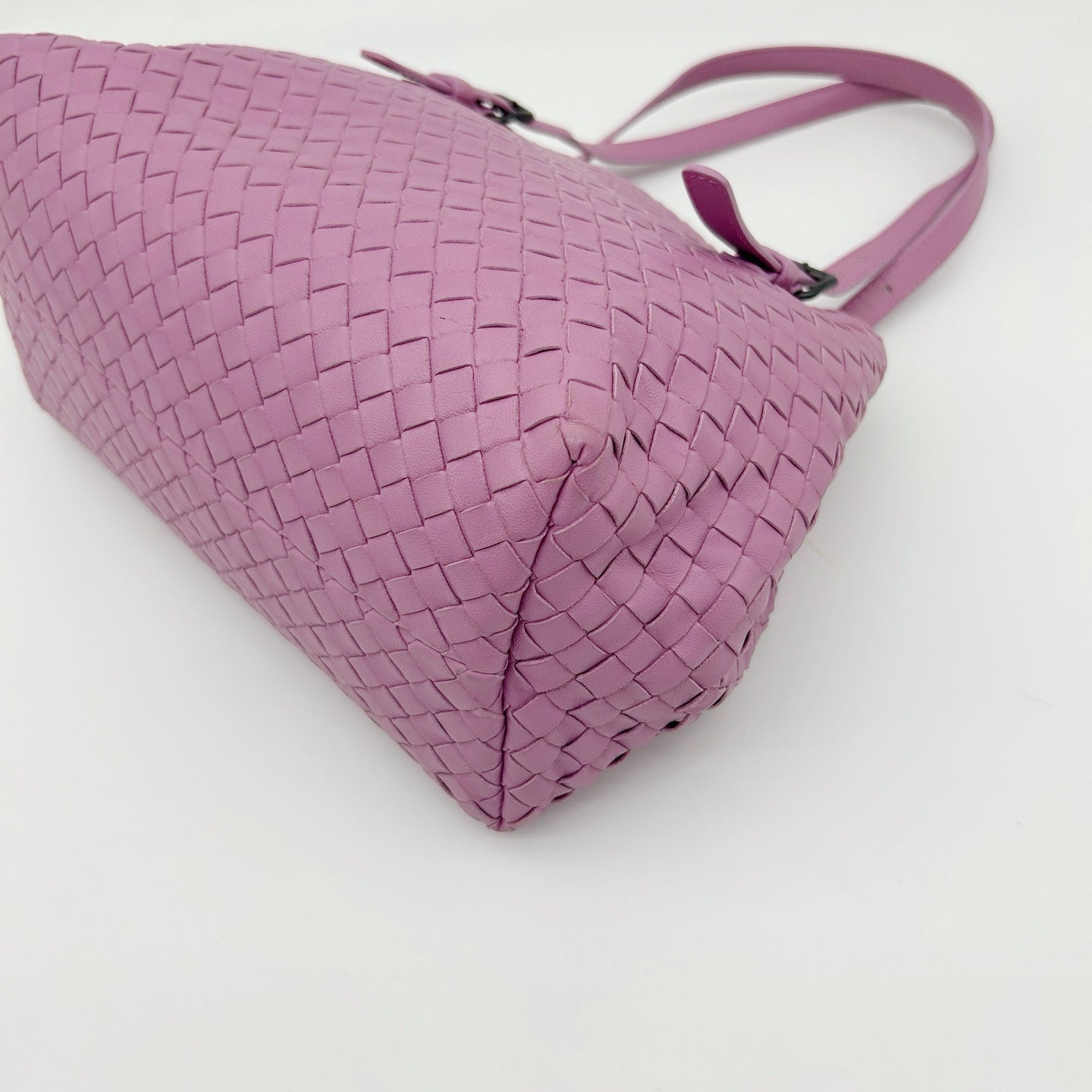 Bottega Veneta Purple Intrecciato Shoulder Tote Bag [Used]