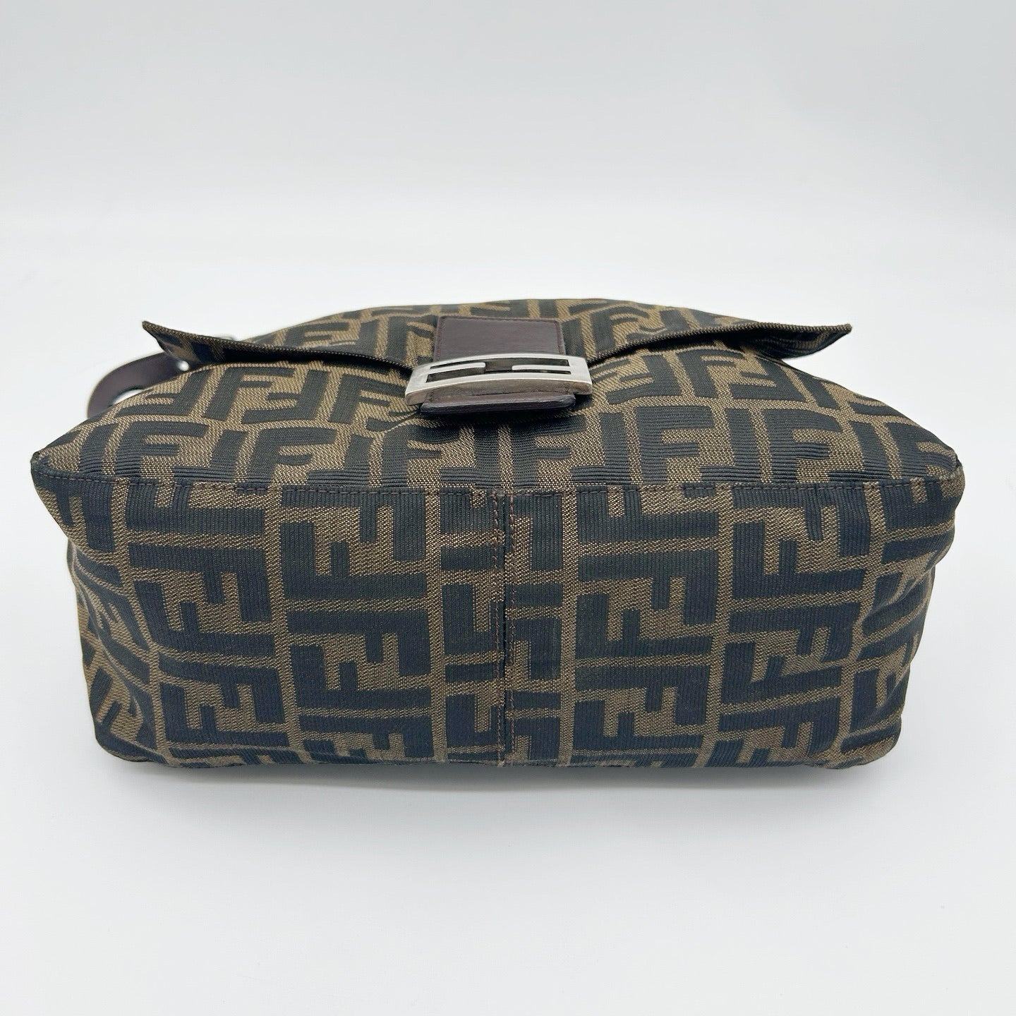 Fendi Brown Zucca Baguette Shoulder Bag [Used]