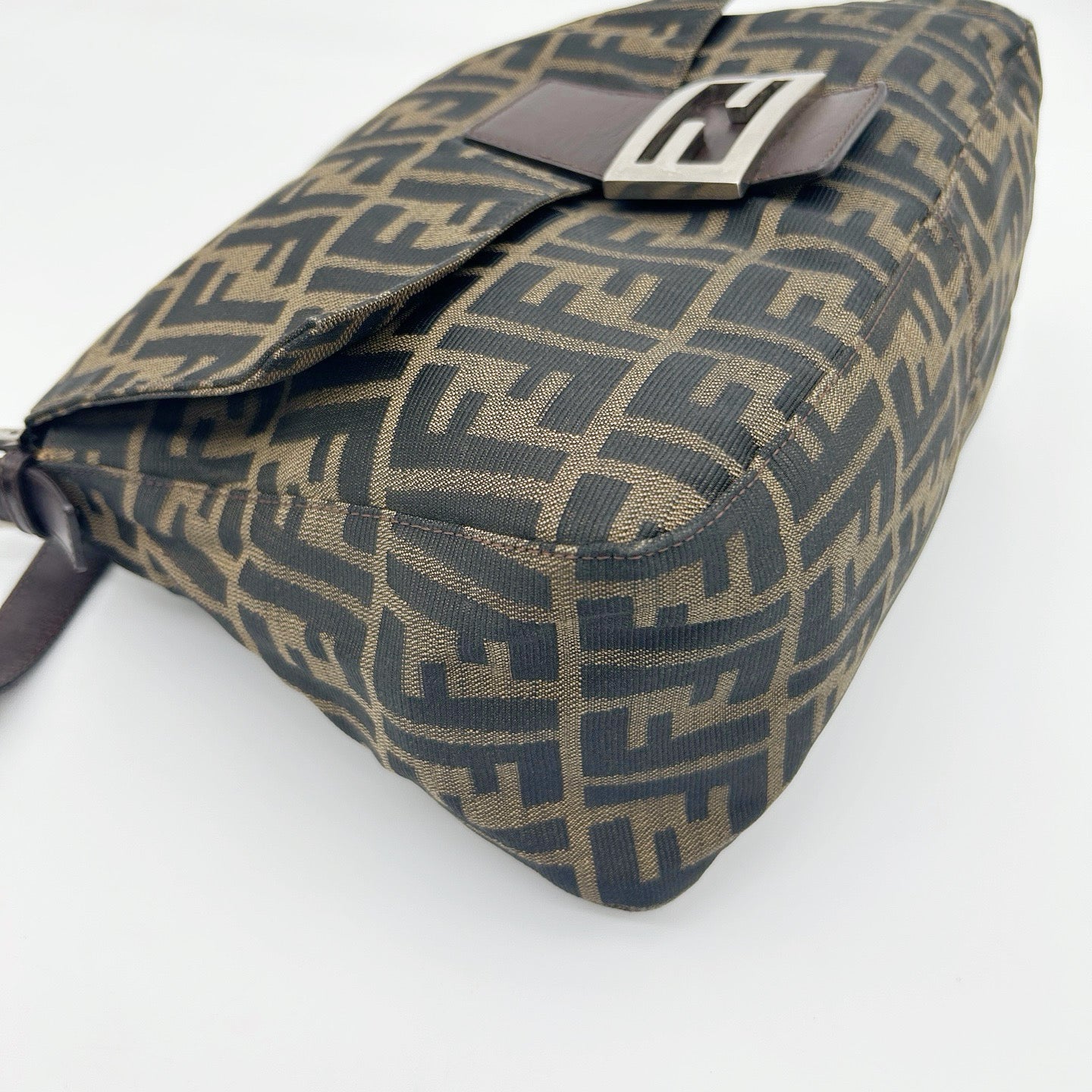 Fendi Brown Zucca Baguette Shoulder Bag [Used]