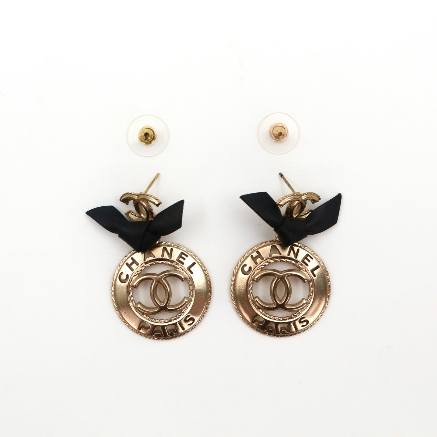 CHANEL CC Paris Medallion Bow Drop Earrings A18B [Used]