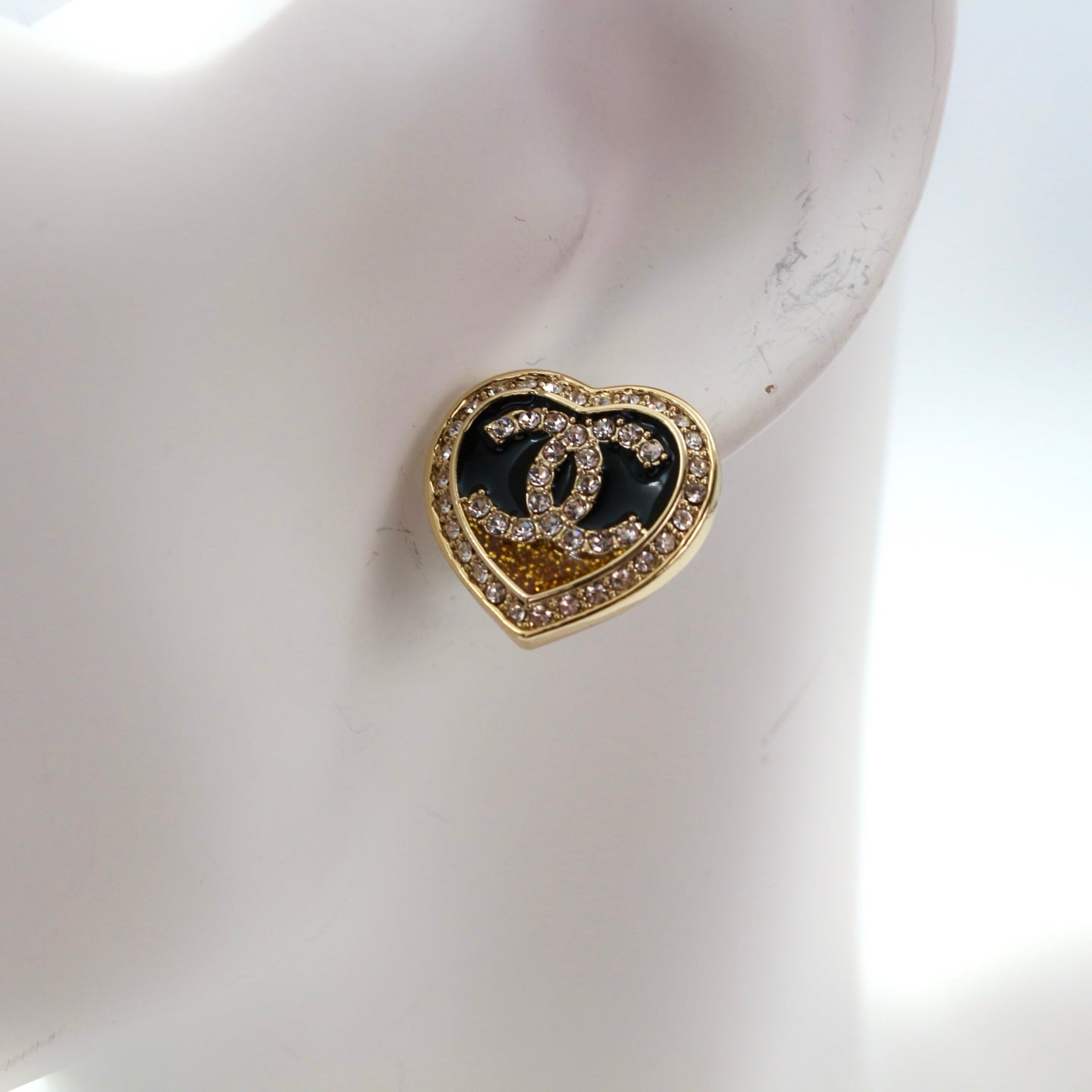 CHANEL Heart CC Rhinestone Stud Earrings B23C [Used]