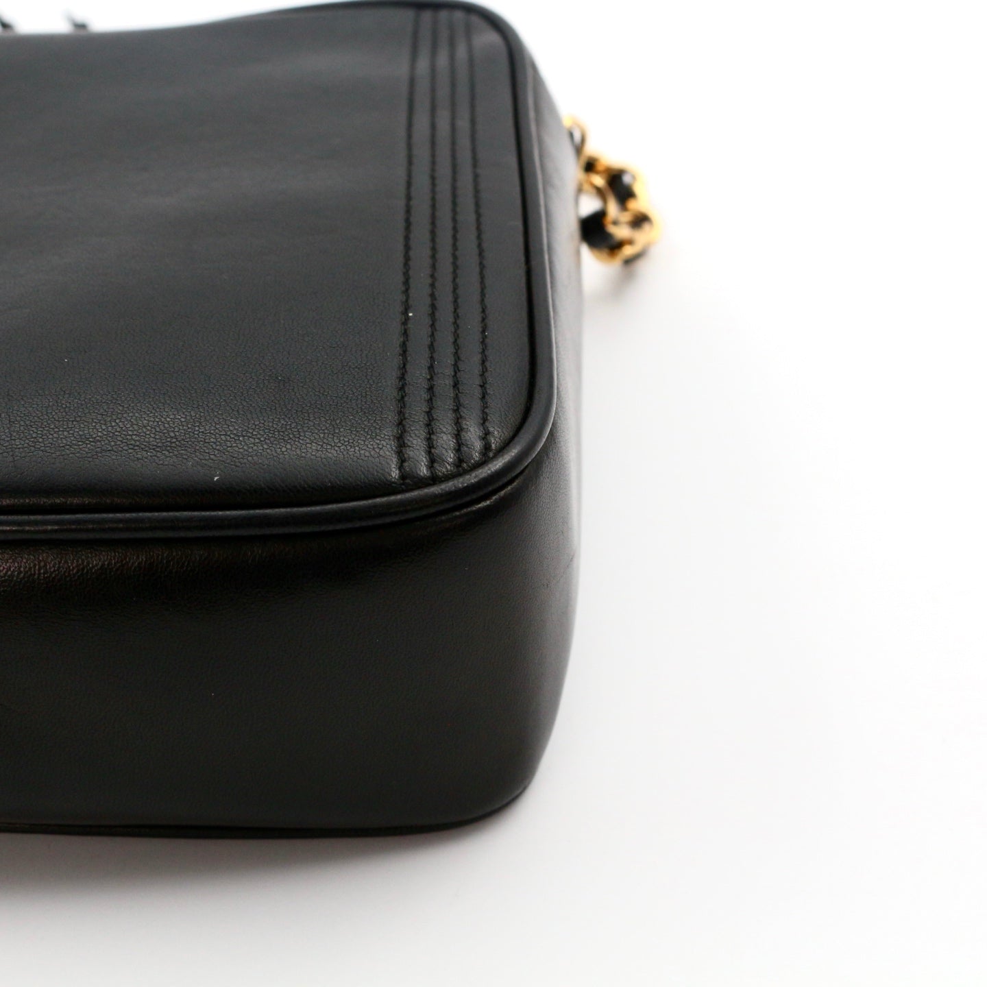 Chanel Lambskin CC Tassel Camera Bag Black Gold [Used]