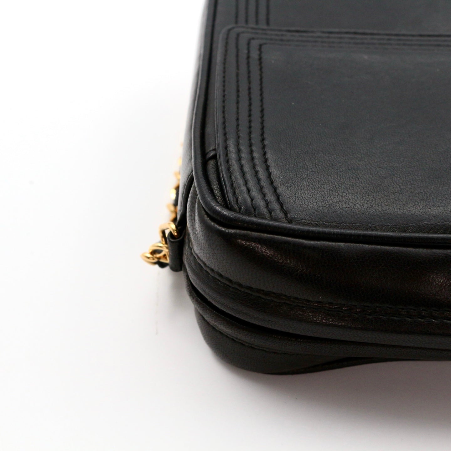 Chanel Lambskin CC Tassel Camera Bag Black Gold [Used]