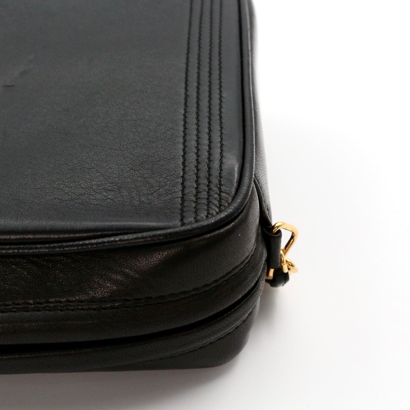 Chanel Lambskin CC Tassel Camera Bag Black Gold [Used]
