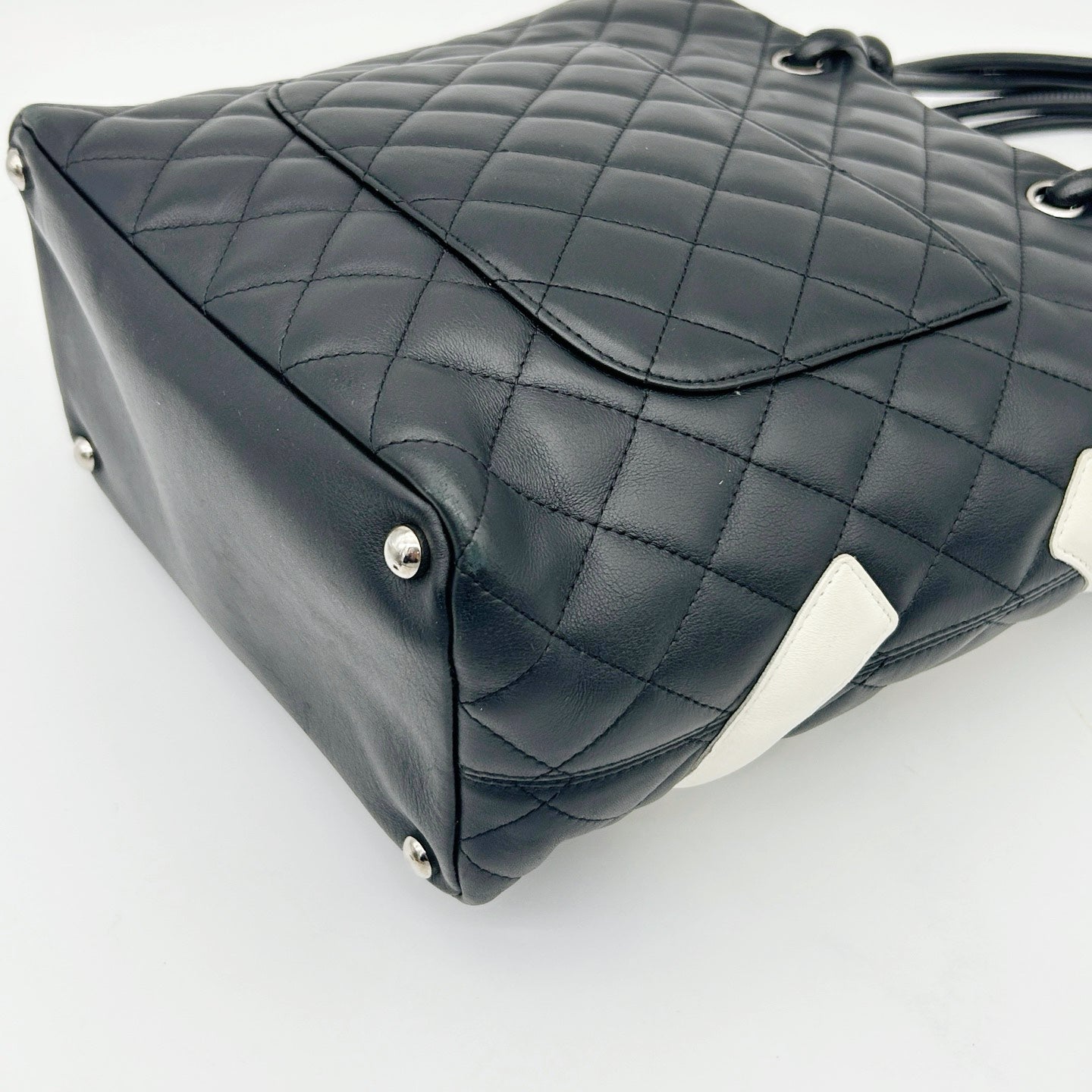 Chanel Cambon Ligne Medium Tote Bag Black White [Used]