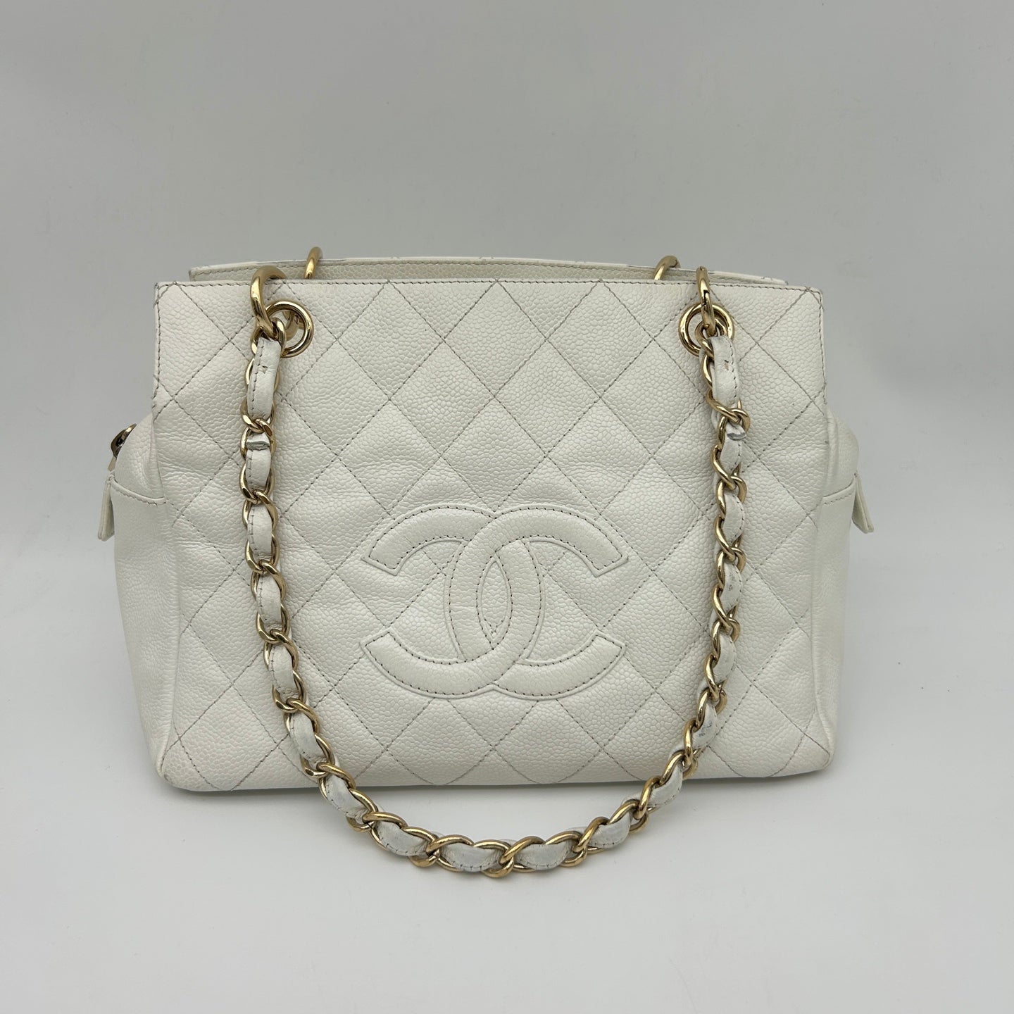 Chanel Caviar Leather Chain Tote Bag White [Used]