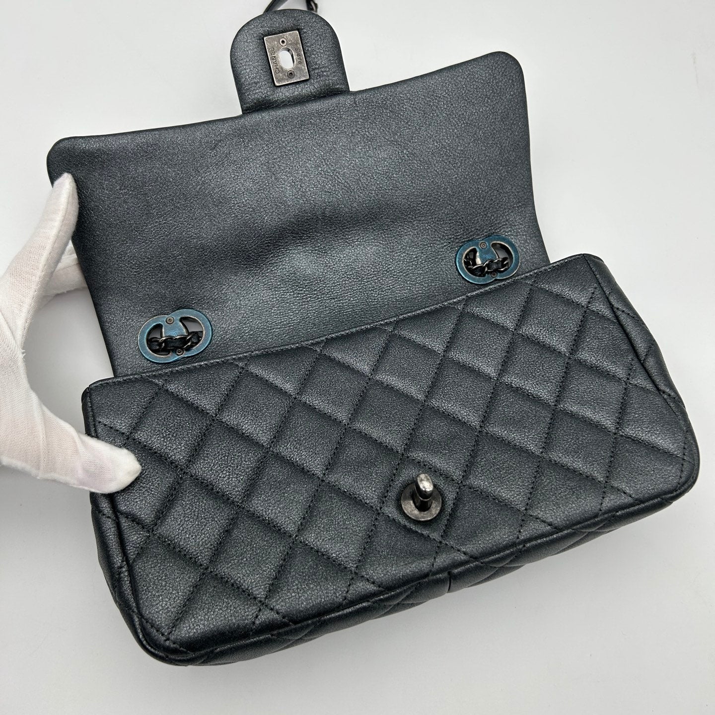 Chanel Metallic Silver Gray Flap Chain Bag [Used]