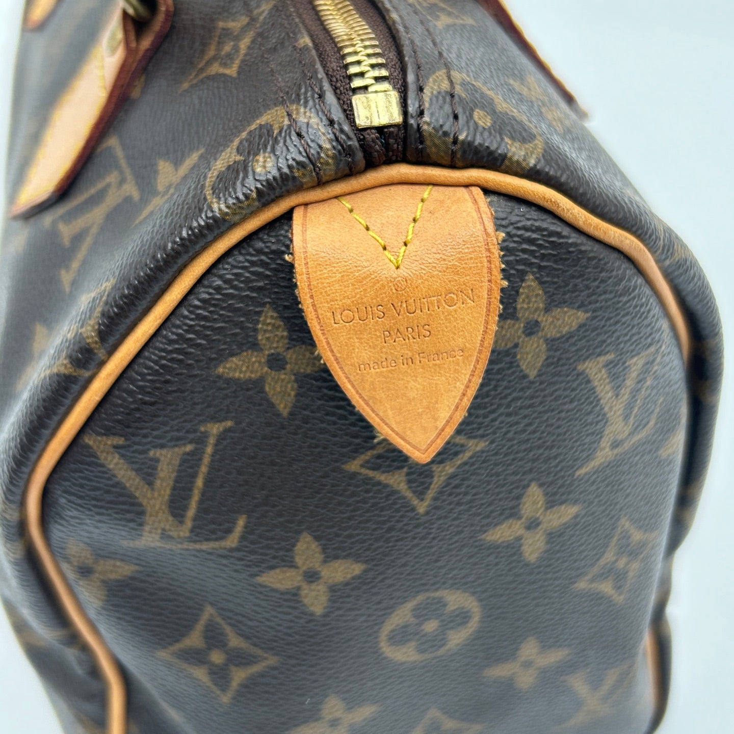 Louis Vuitton Monogram Speedy 25 Handbag [Used]