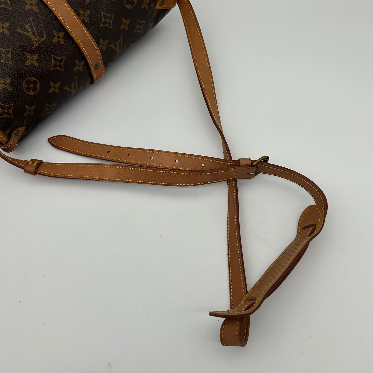 Louis Vuitton Monogram Saumur 30 Messenger Bag [Used]
