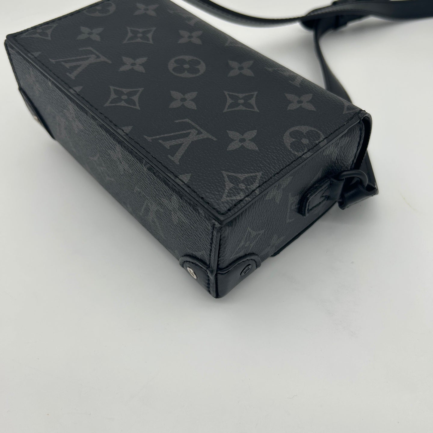 Louis Vuitton Monogram Eclipse Soft Trunk Wallet Black [Used]
