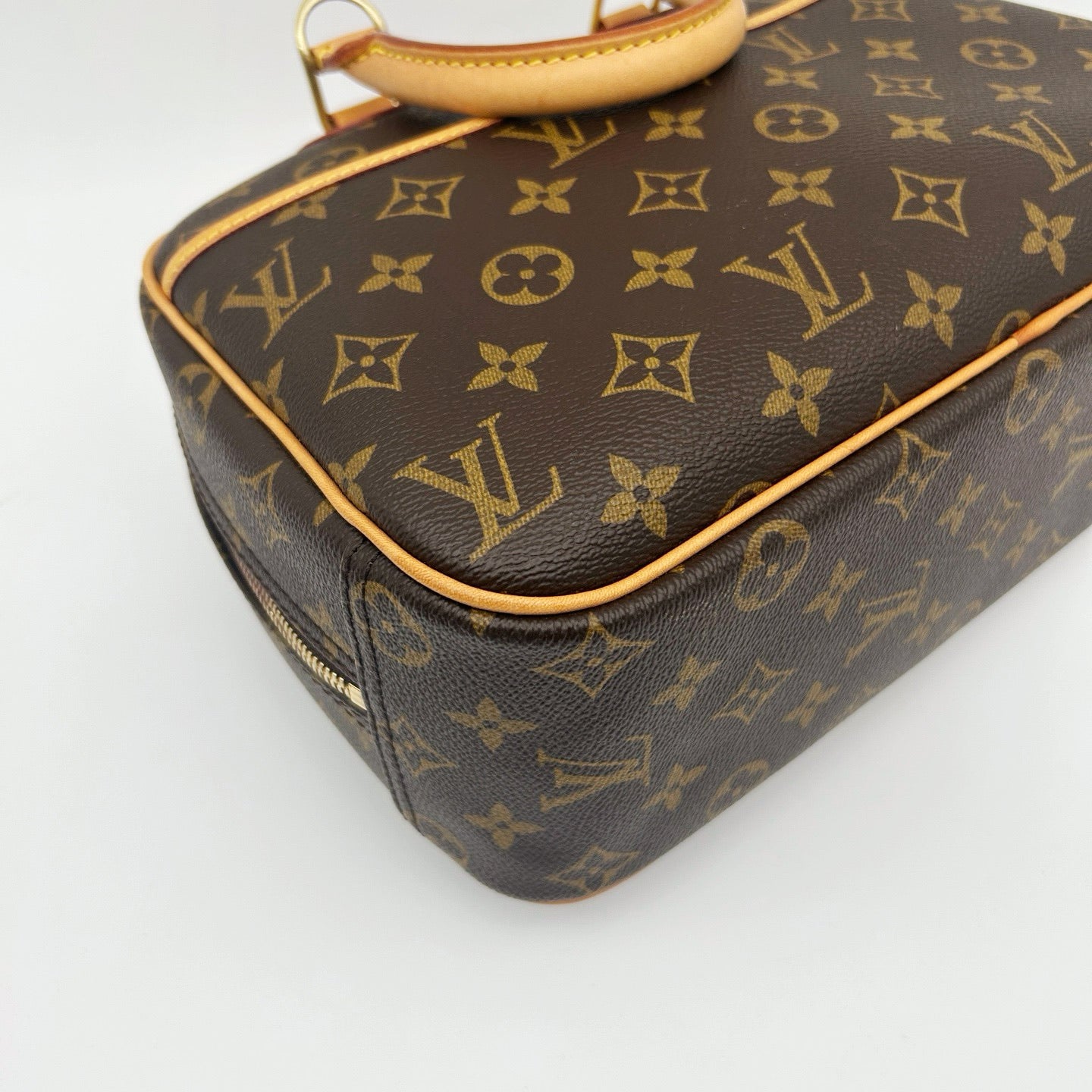 Louis Vuitton Monogram Trouville Handbag [Used]