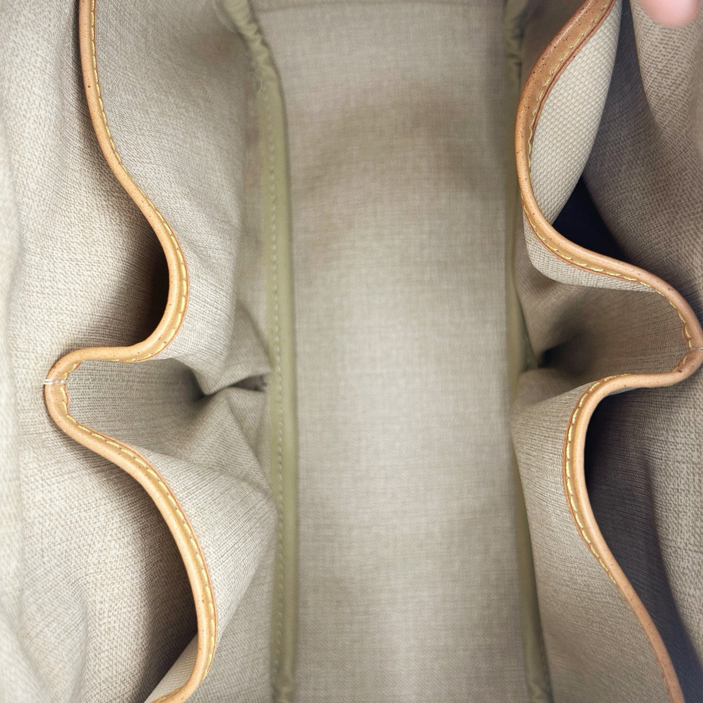 Louis Vuitton Monogram Trouville Handbag [Used]