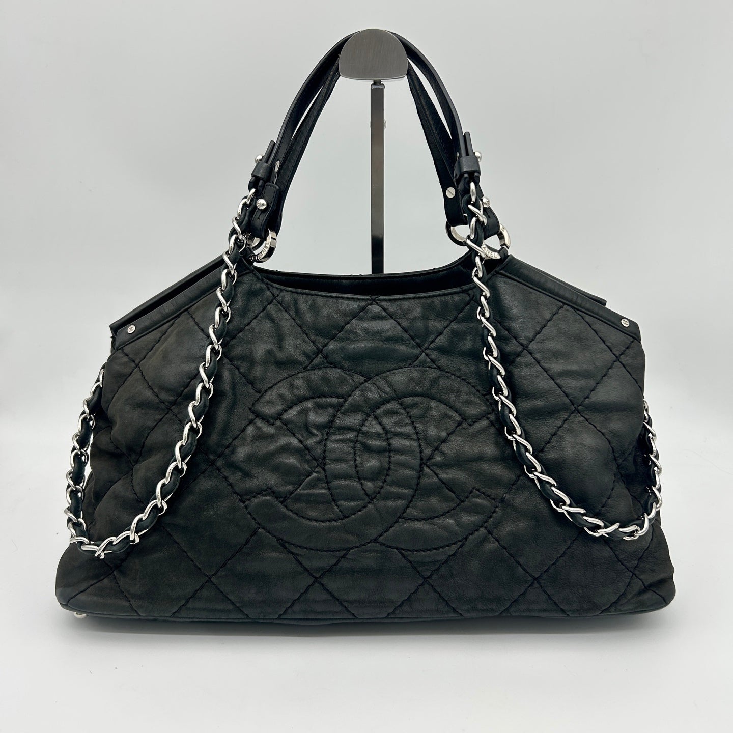 CHANEL Black Iridescent CC Logo 2-Way Chain Tote Bag [Used]