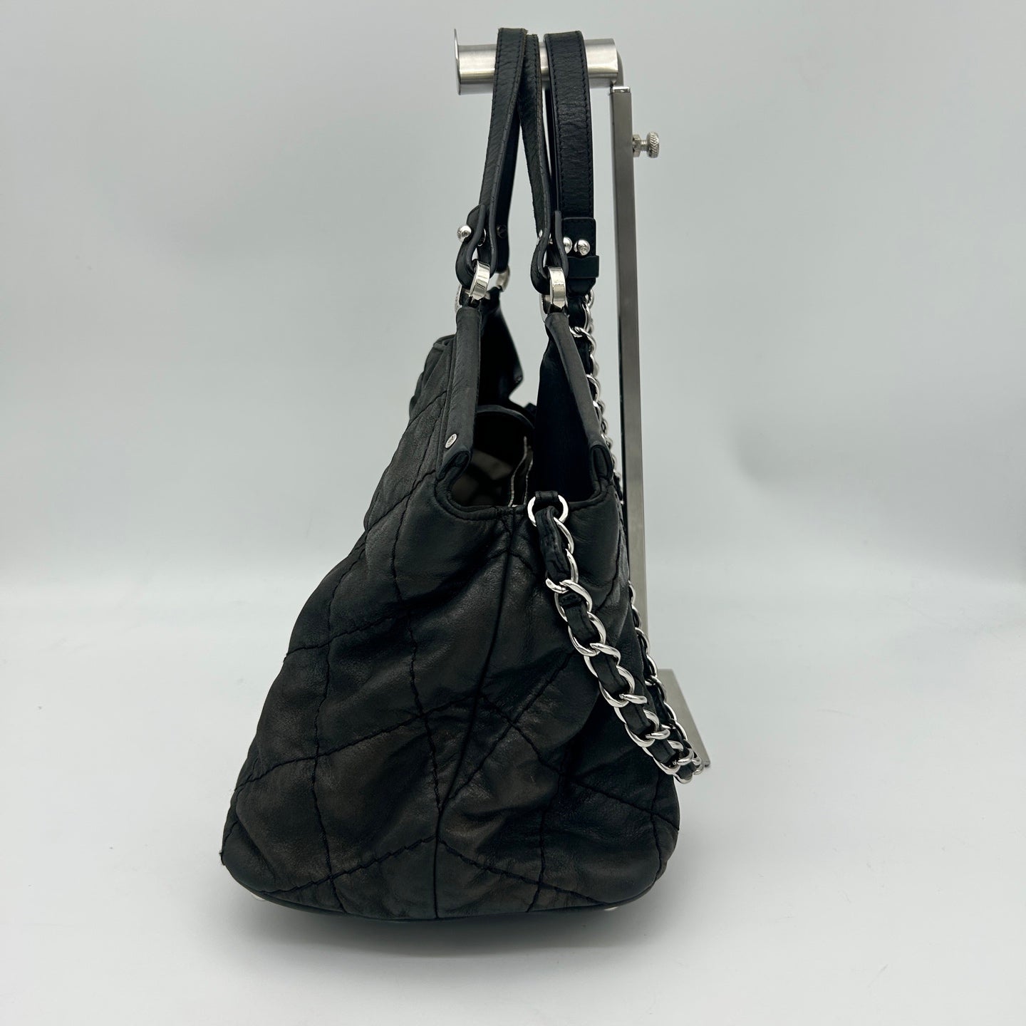 CHANEL Black Iridescent CC Logo 2-Way Chain Tote Bag [Used]