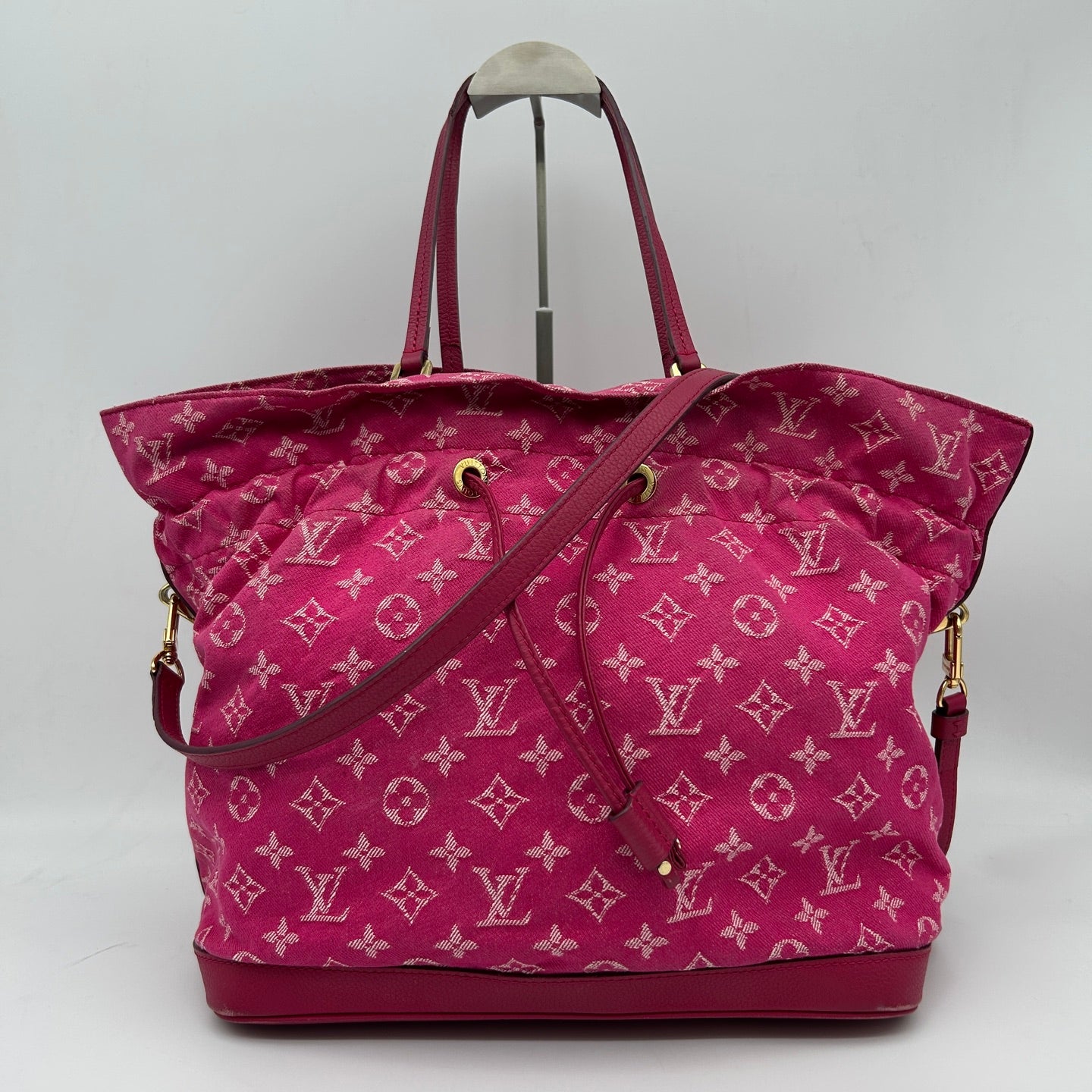 Louis Vuitton Rose Indian Monogram Denim Noefull Bag [Used]