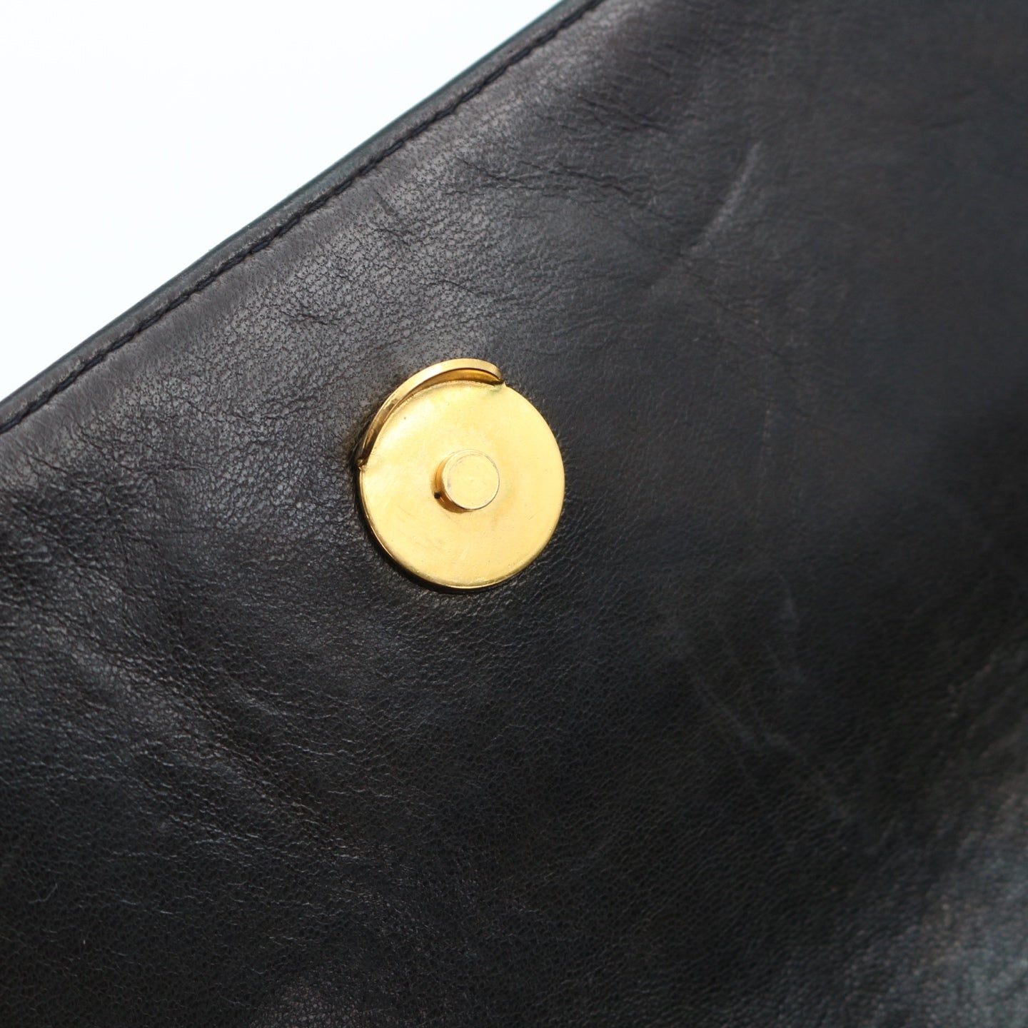 CHANEL So Black Lambskin CC Messenger Bag [Used]