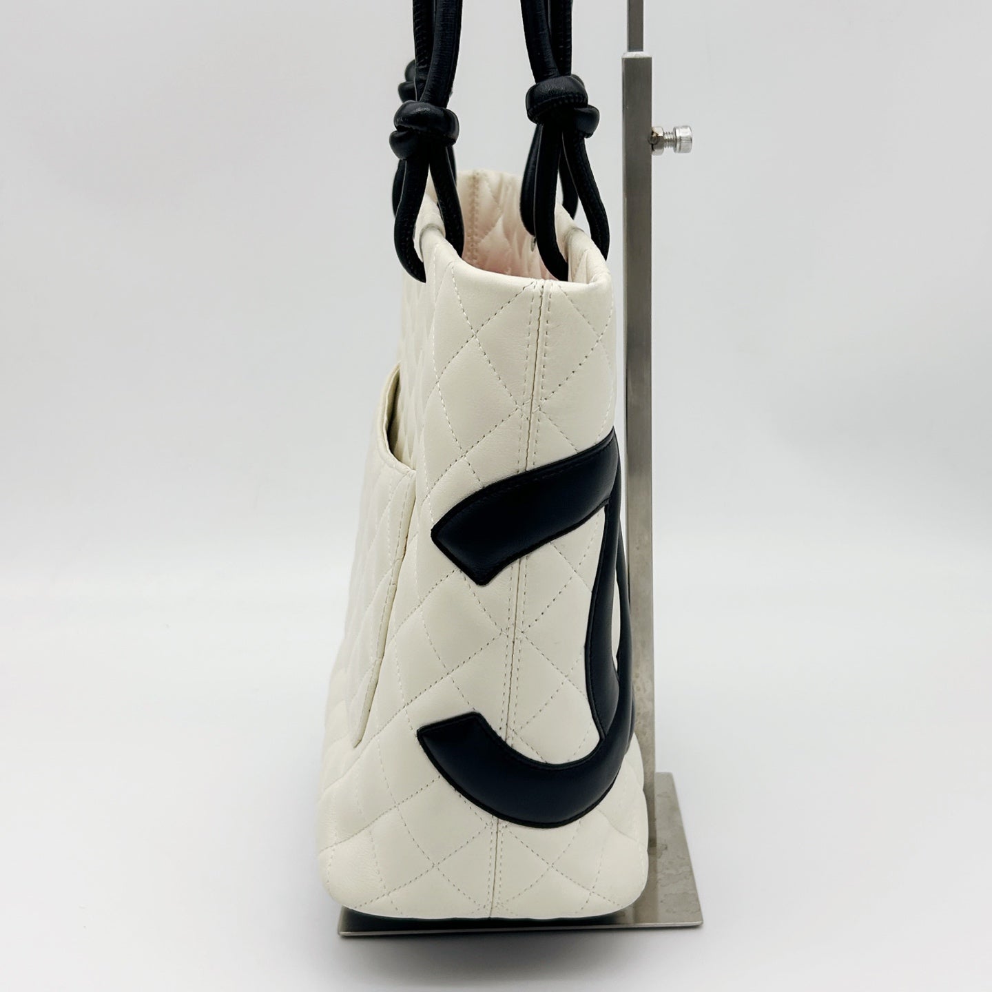 CHANEL Cambon Ligne Small Tote Bag – White / Black [Used]