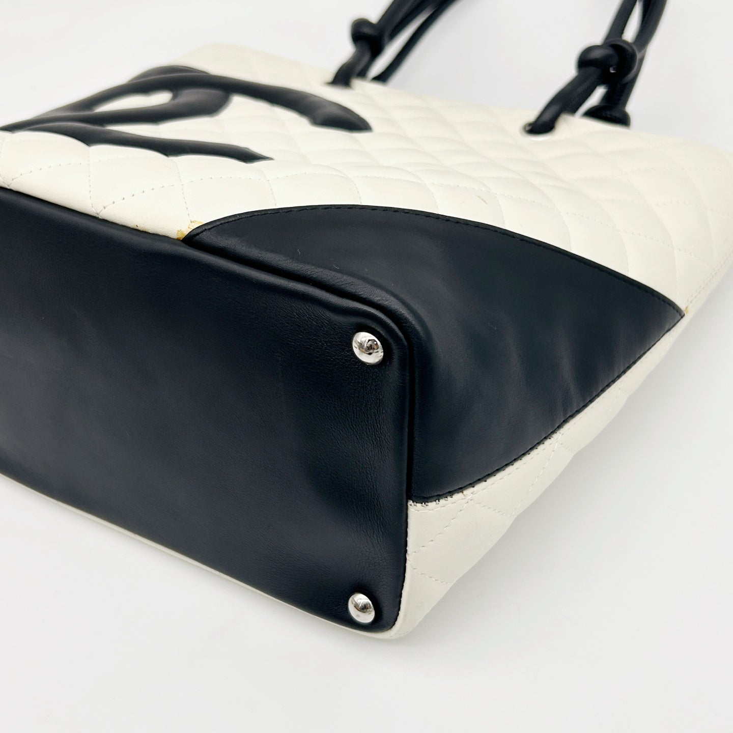 CHANEL Cambon Ligne Small Tote Bag – White / Black [Used]