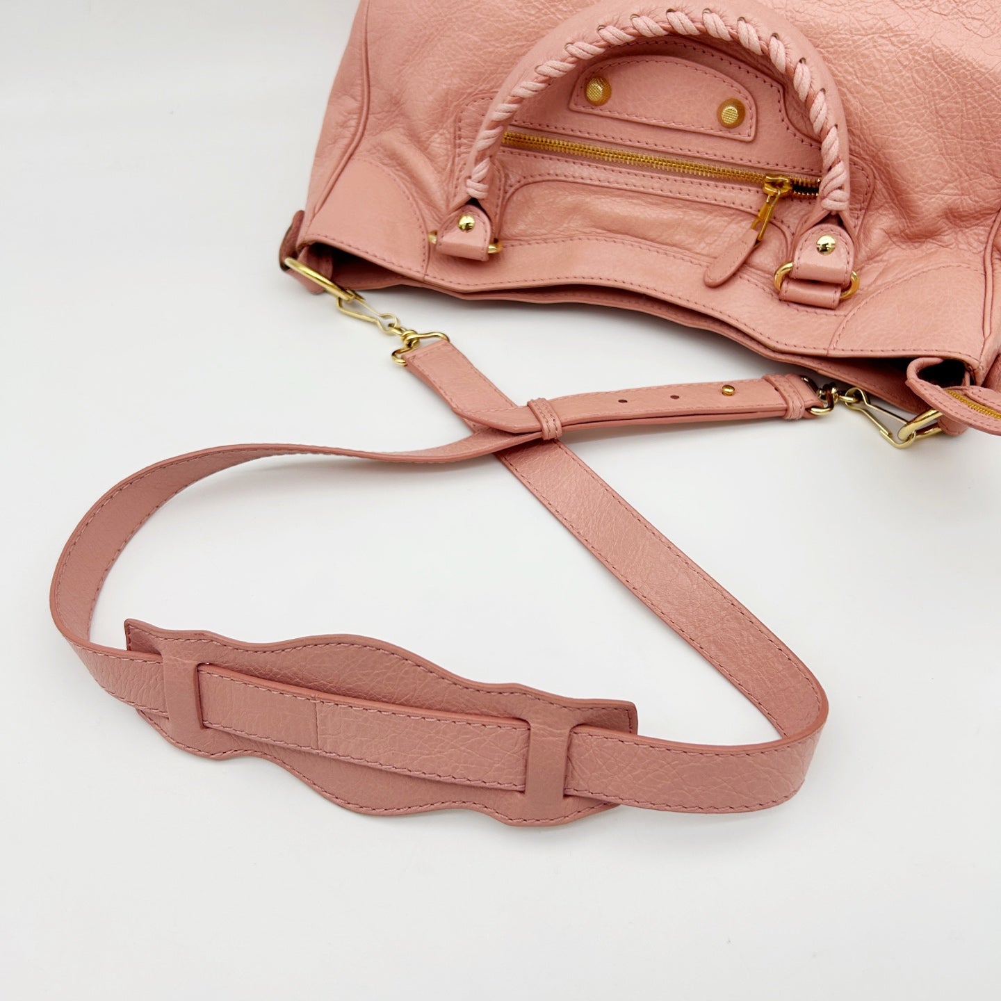 BALENCIAGA Classic City Large Bag – Pink [Used]