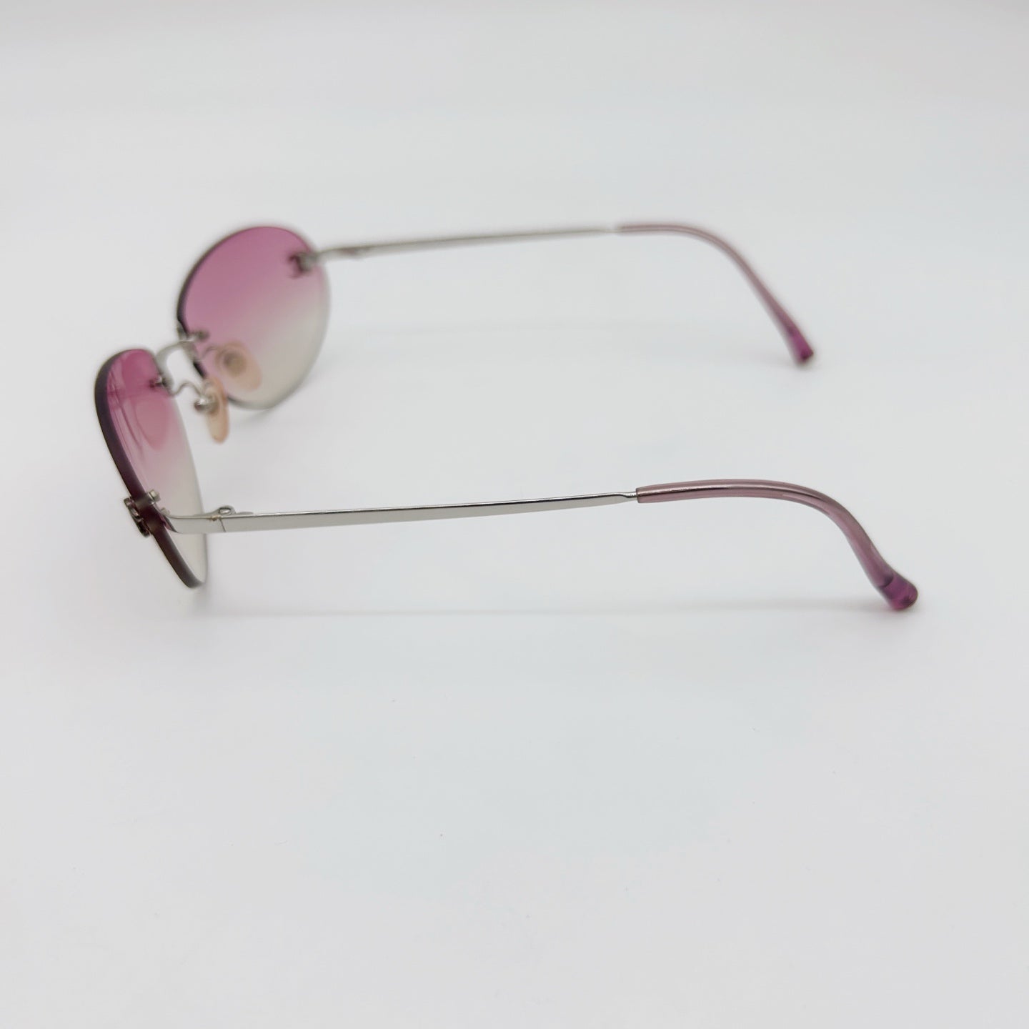 CHANEL Y2K Pink Gradient Rimless Cat-Eye Sunglasses – Pink Gradient [Used]
