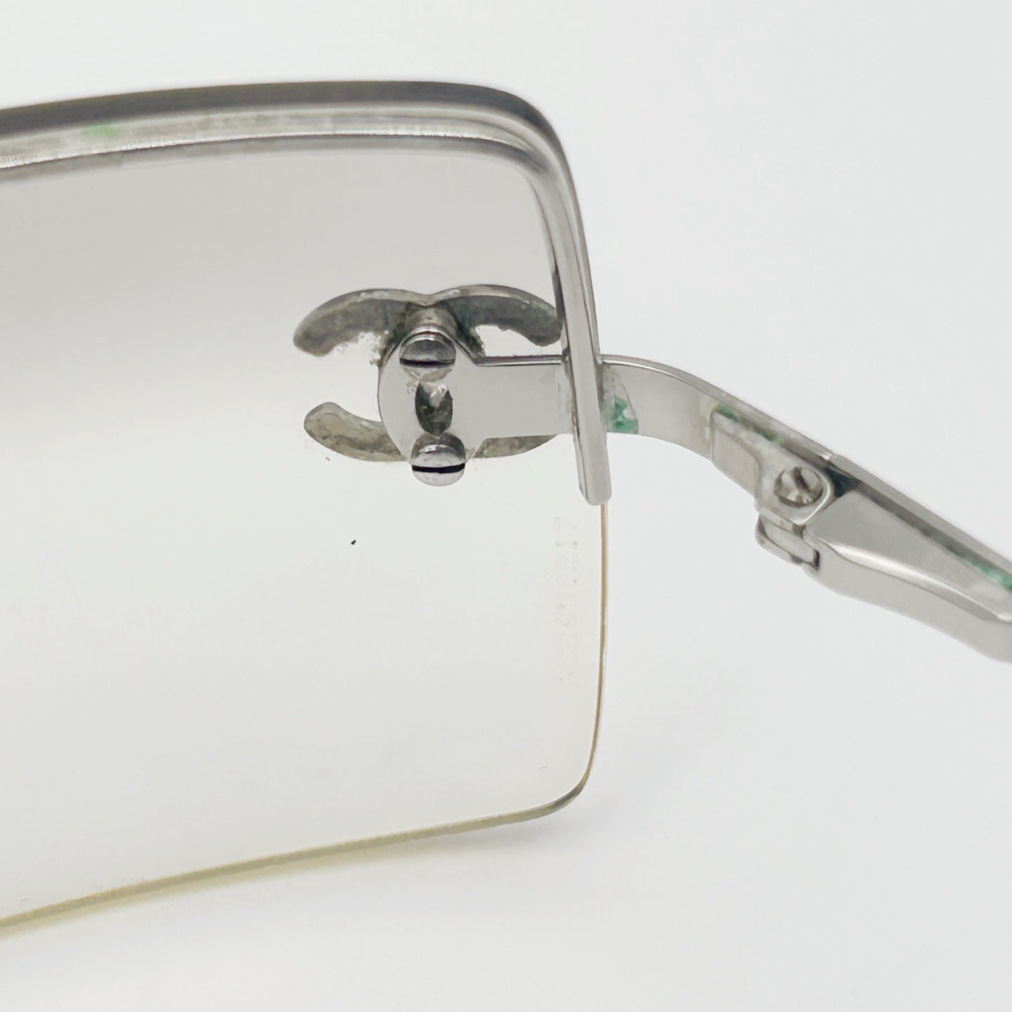 CHANEL Y2K Rimless Clear Fashion Glasses – Silver / Clear [Used]