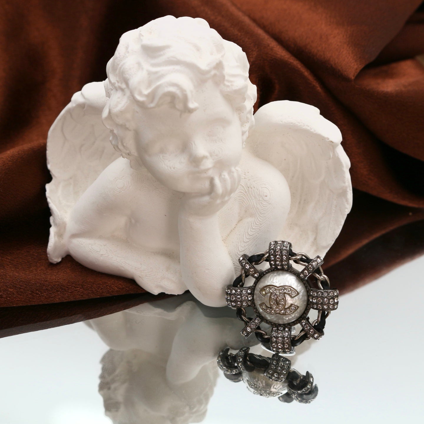 CHANEL Rhinestone CC Pearl Mini Brooch [Used]