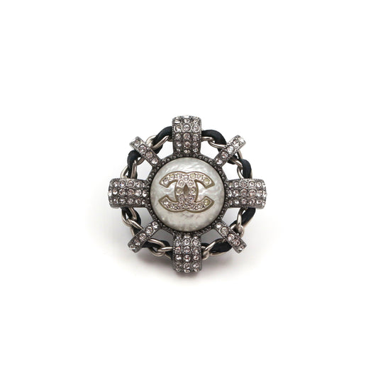 CHANEL Rhinestone CC Pearl Mini Brooch [Used]