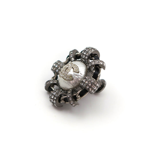 CHANEL Rhinestone CC Pearl Mini Brooch [Used]