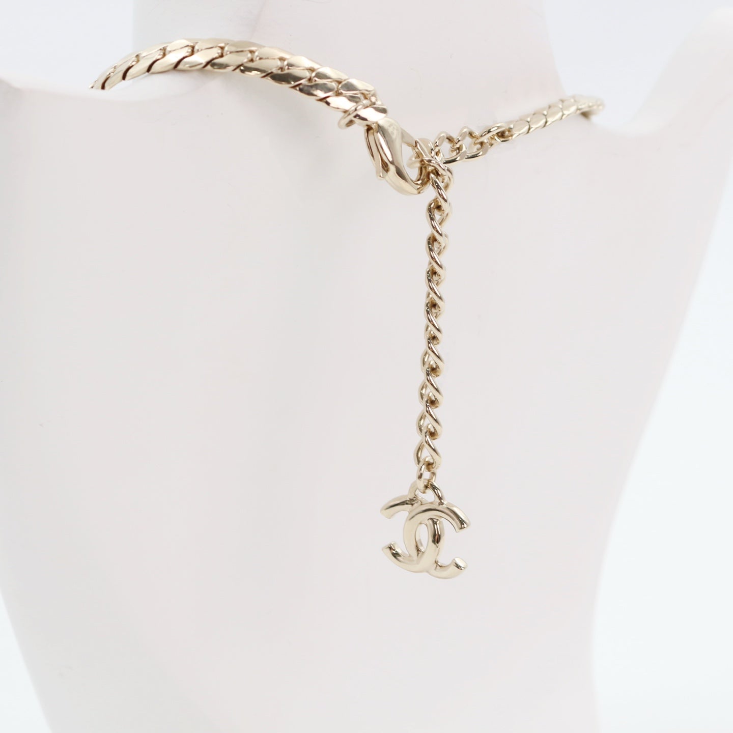 CHANEL CC Chain Necklace – Light Gold (B25S) [Brand New]