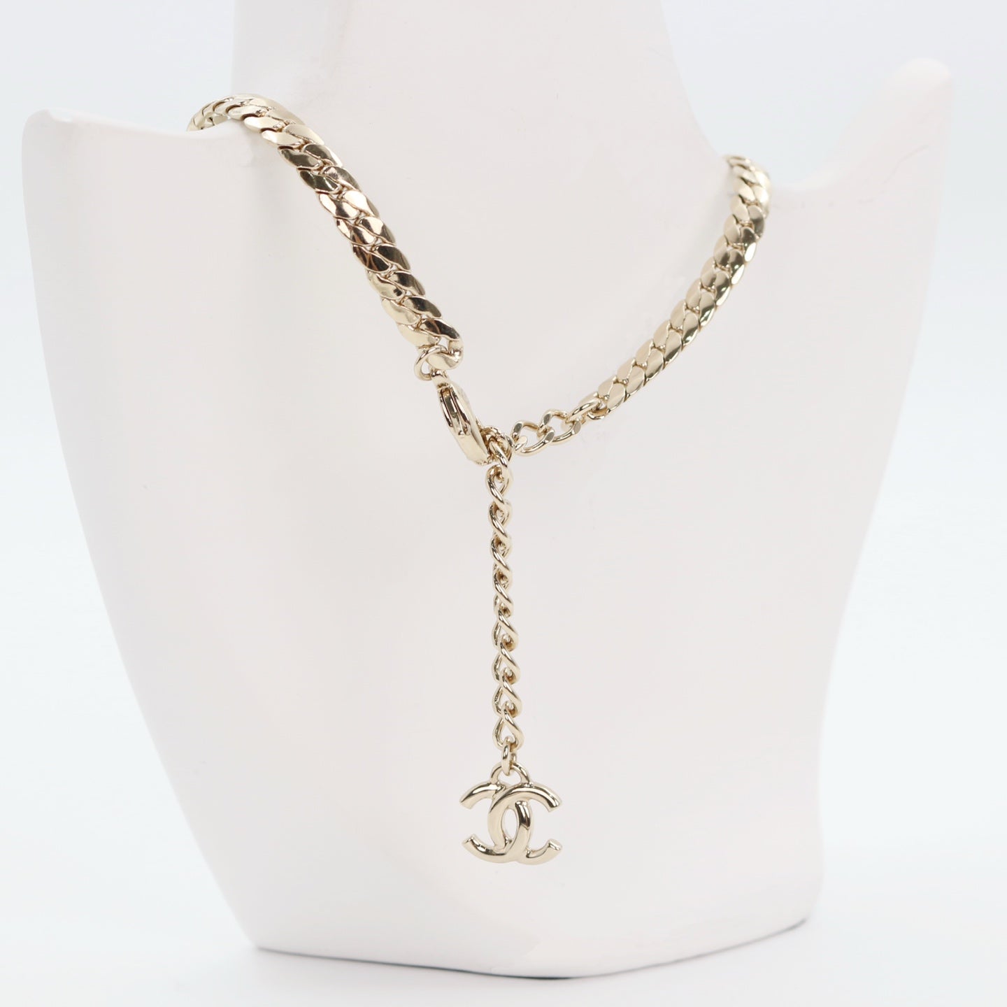 CHANEL CC Chain Necklace – Light Gold (B25S) [Brand New]
