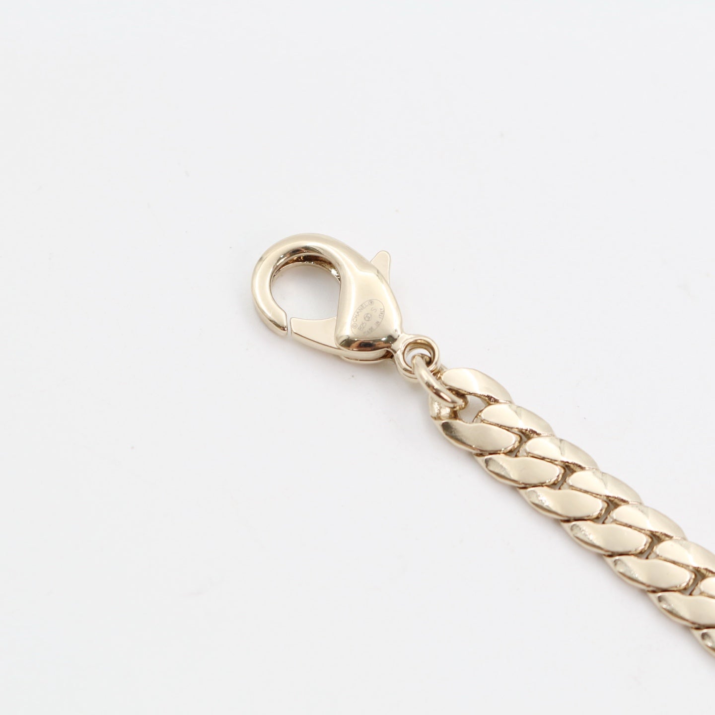 CHANEL CC Chain Necklace – Light Gold (B25S) [Brand New]