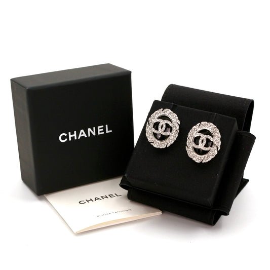 CHANEL Crystal CC Wing Earrings – Black × Silver (B25S) [Brand New]