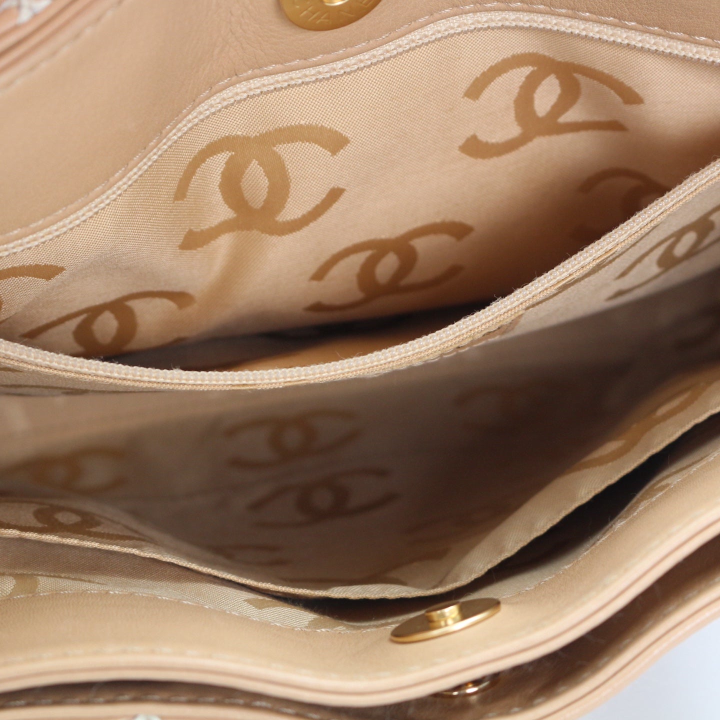 CHANEL Beige Lambskin Contrast Stitch Vivienne Tote Bag [Used]
