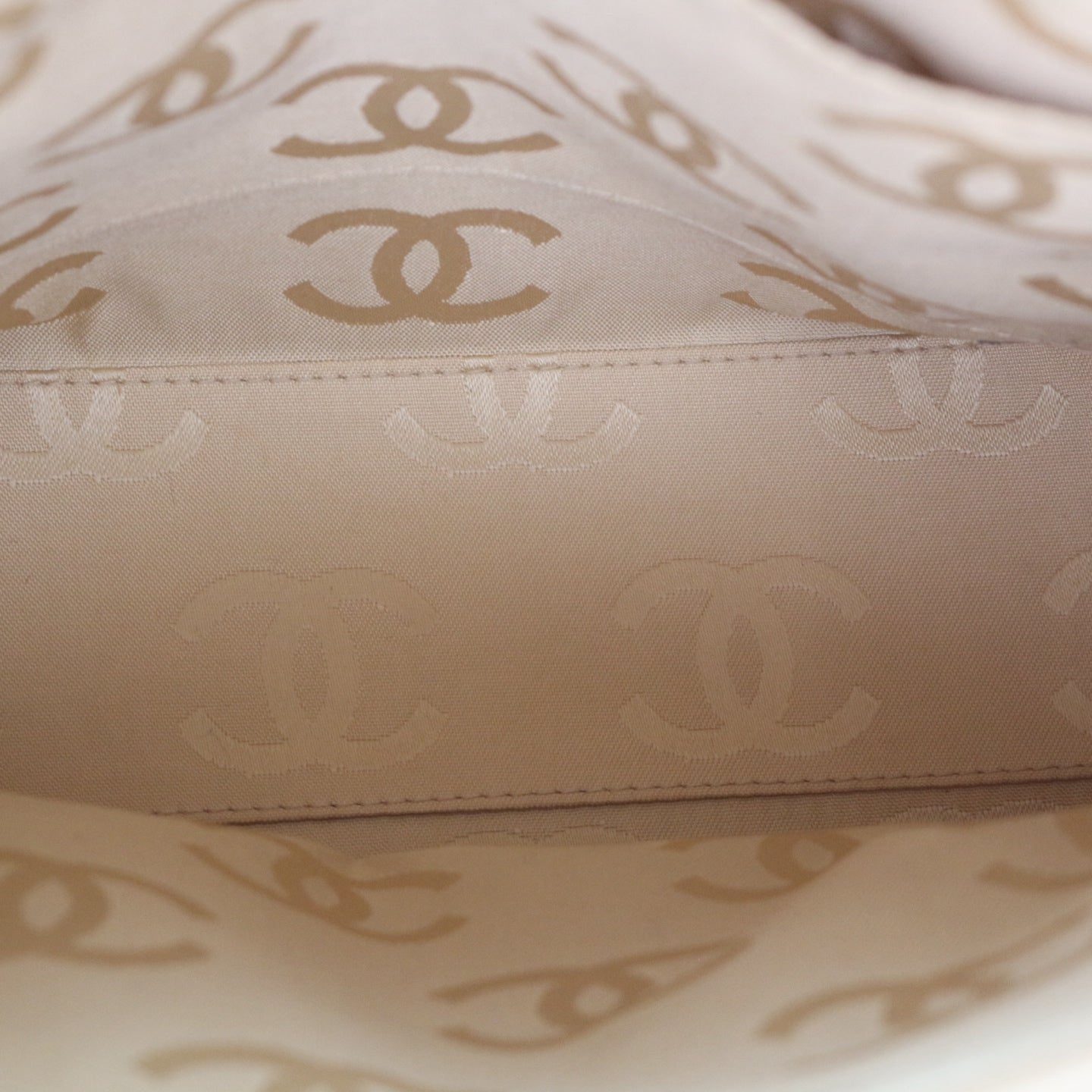 CHANEL Beige Lambskin Contrast Stitch Vivienne Tote Bag [Used]