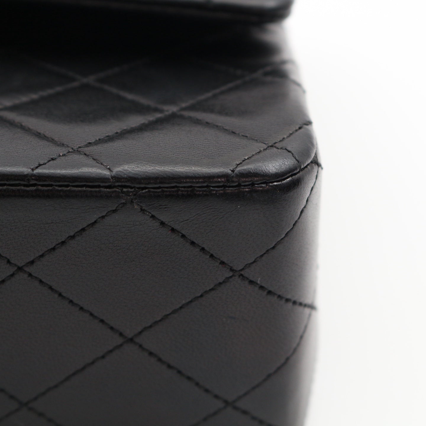 CHANEL Black Lambskin Classic Flap 25 [Used]
