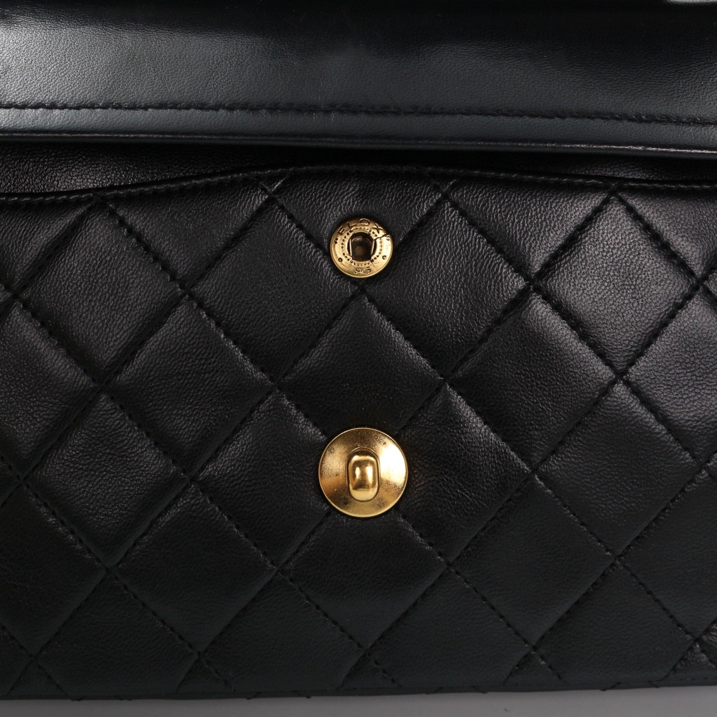 CHANEL Black Lambskin Classic Flap 23 [Used]