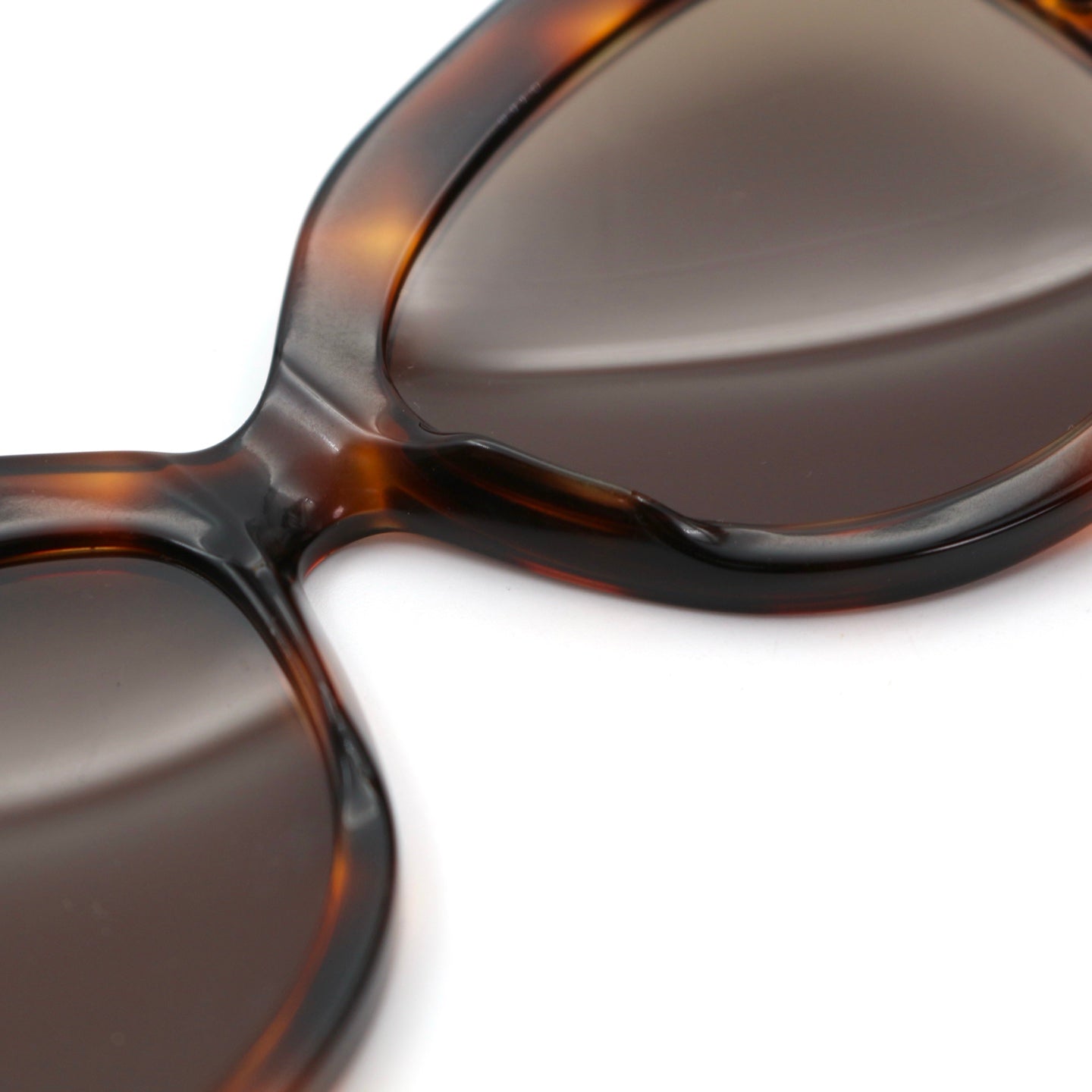 CHANEL Tortoiseshell CC Sunglasses [Used]