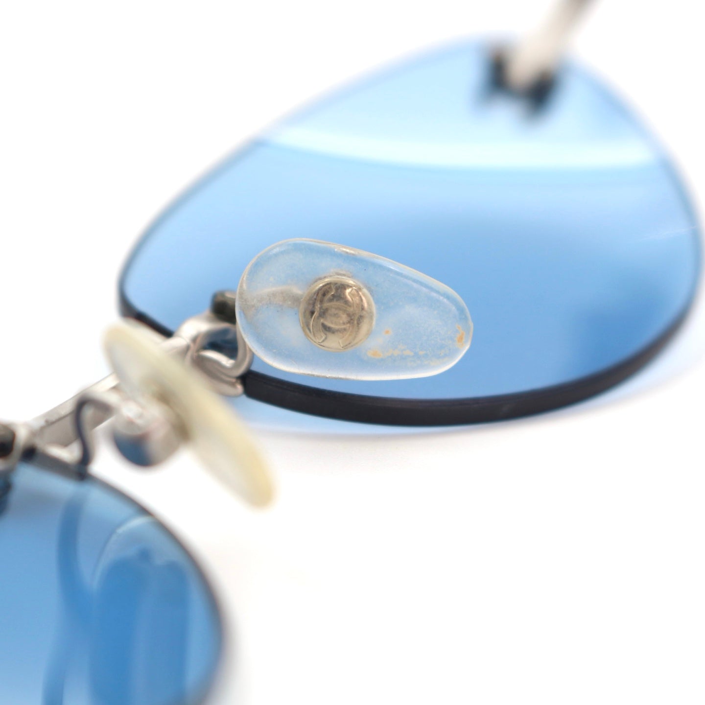 CHANEL Ice Blue CC Logo Rimless Cat-Eye Sunglasses [Used]