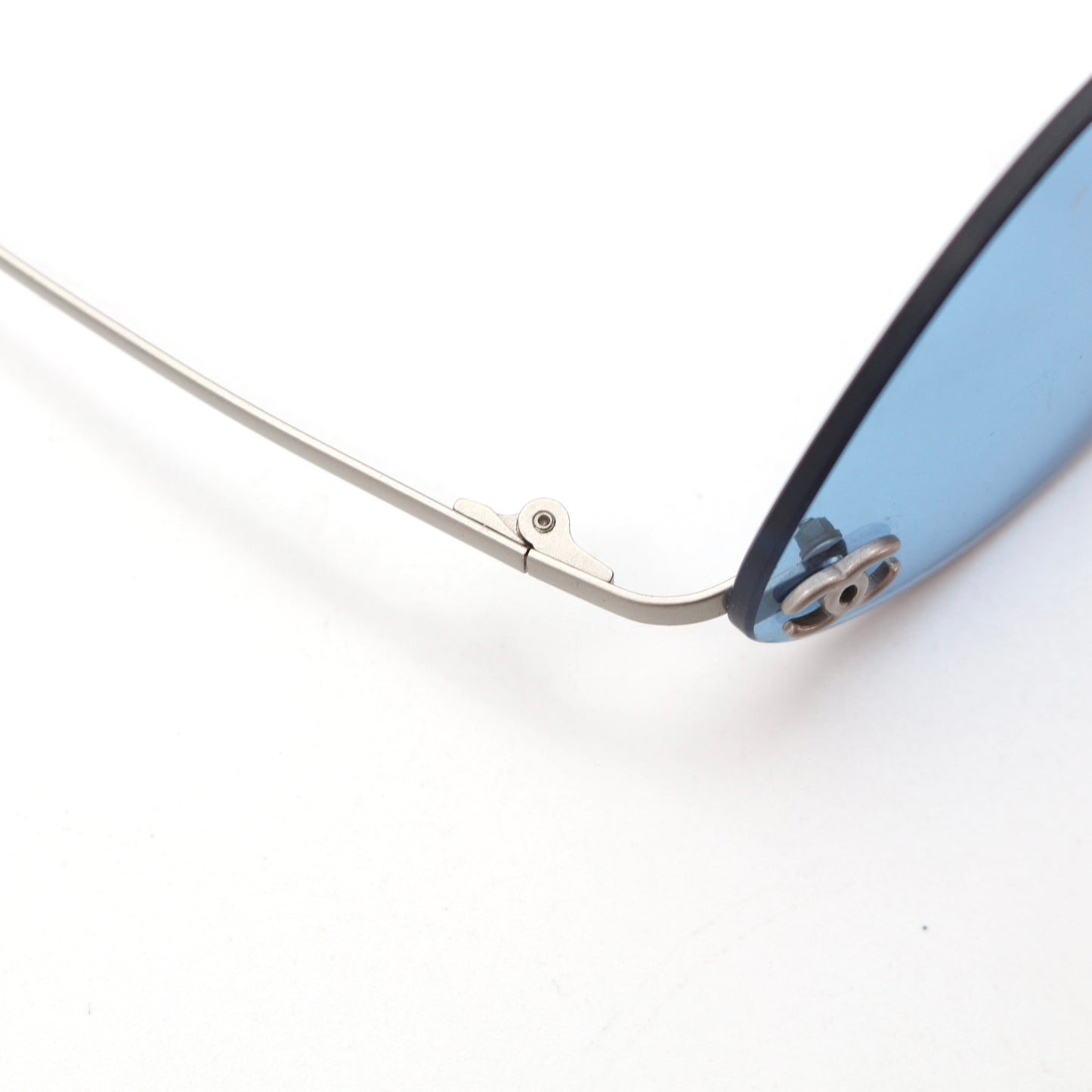 CHANEL Ice Blue CC Logo Rimless Cat-Eye Sunglasses [Used]