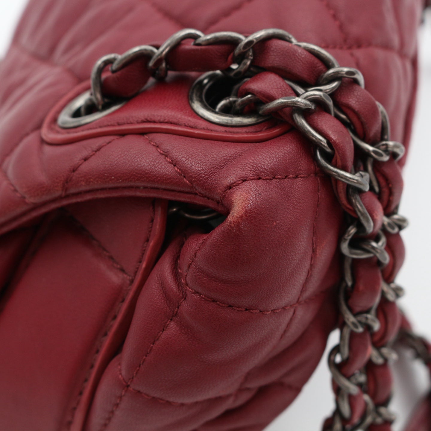 CHANEL Burgundy Lambskin Quilted Chain Flap Bag [Used]