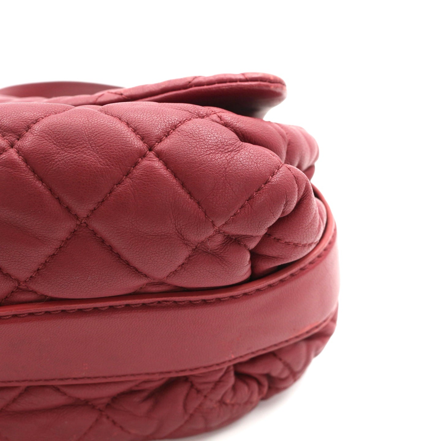 CHANEL Burgundy Lambskin Quilted Chain Flap Bag [Used]
