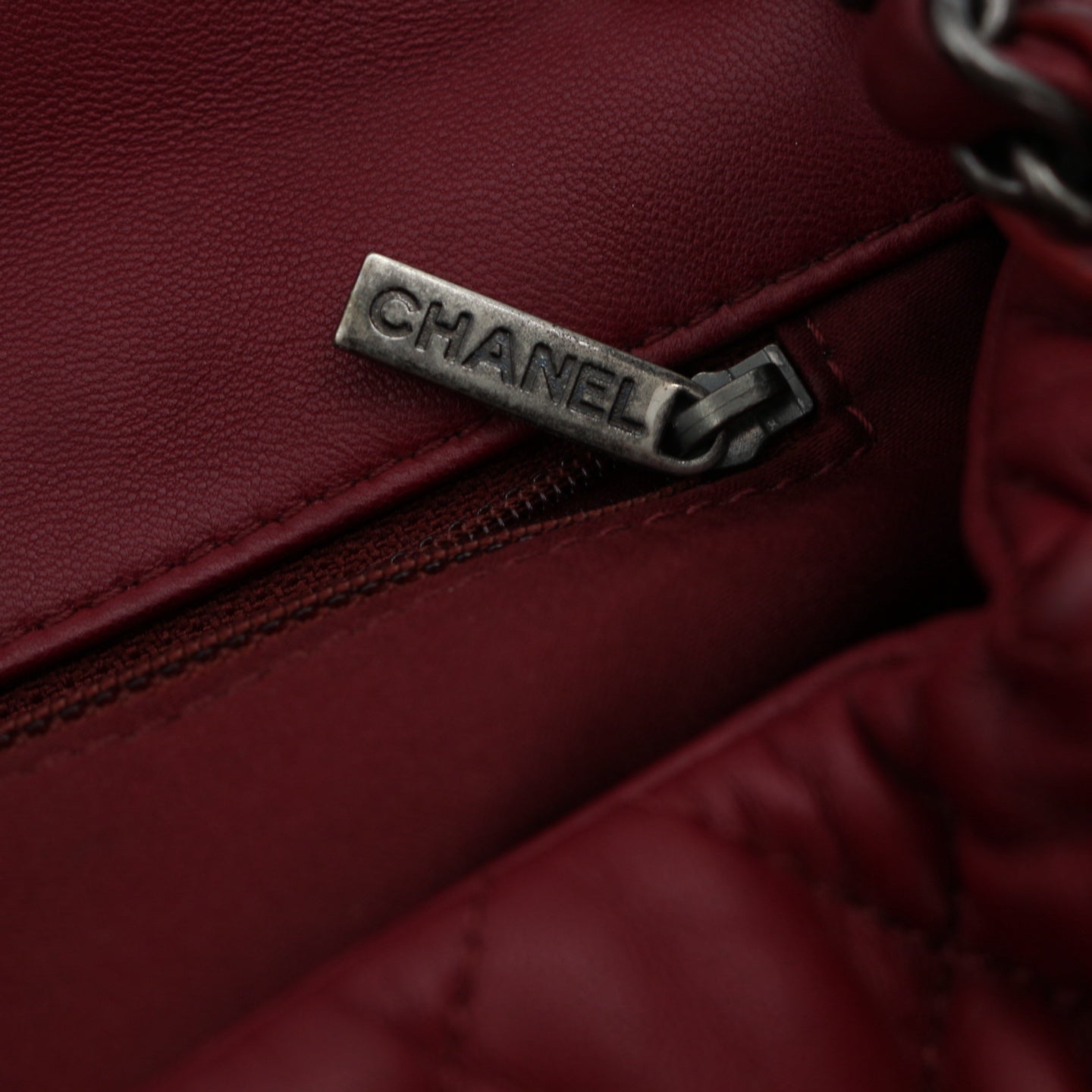 CHANEL Burgundy Lambskin Quilted Chain Flap Bag [Used]