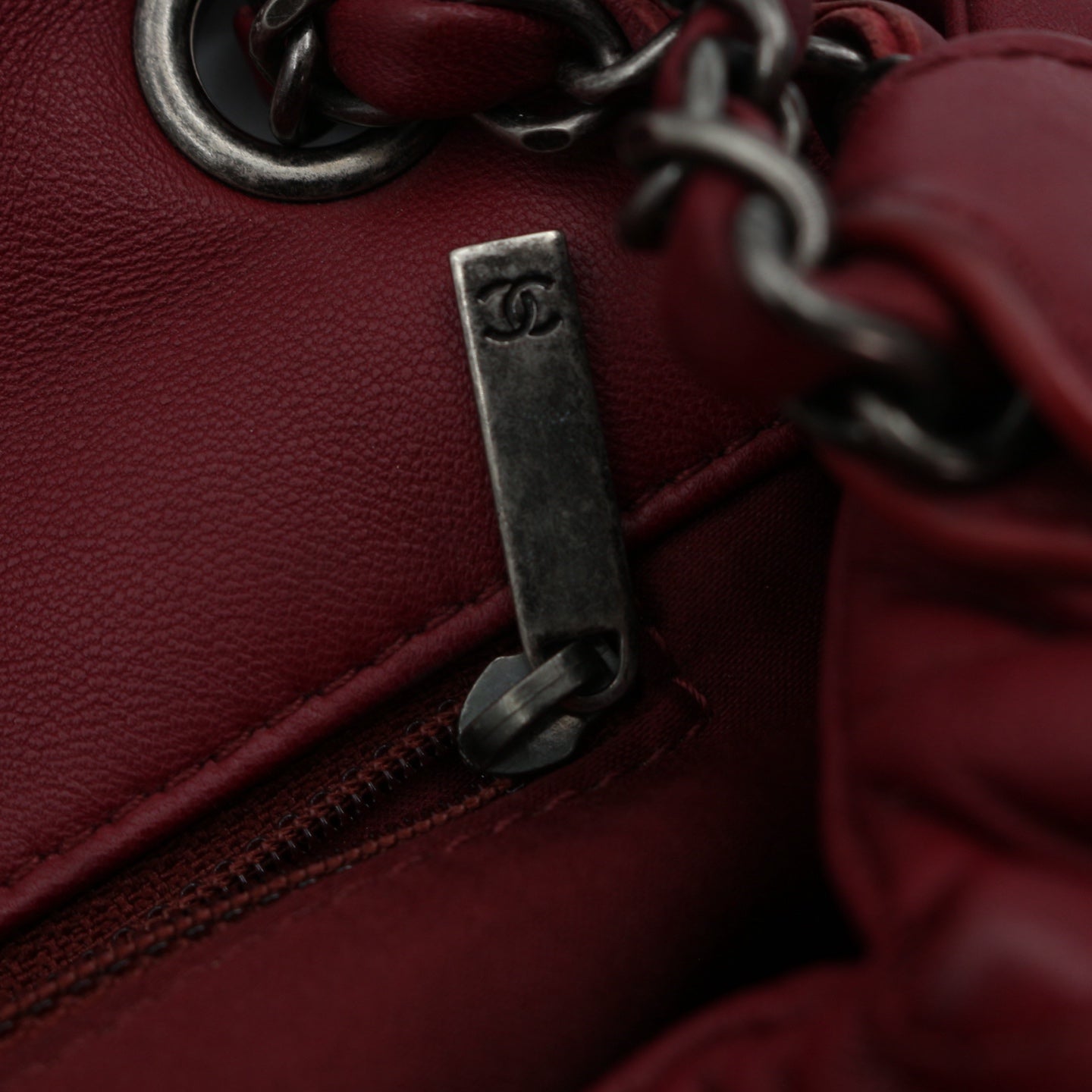 CHANEL Burgundy Lambskin Quilted Chain Flap Bag [Used]