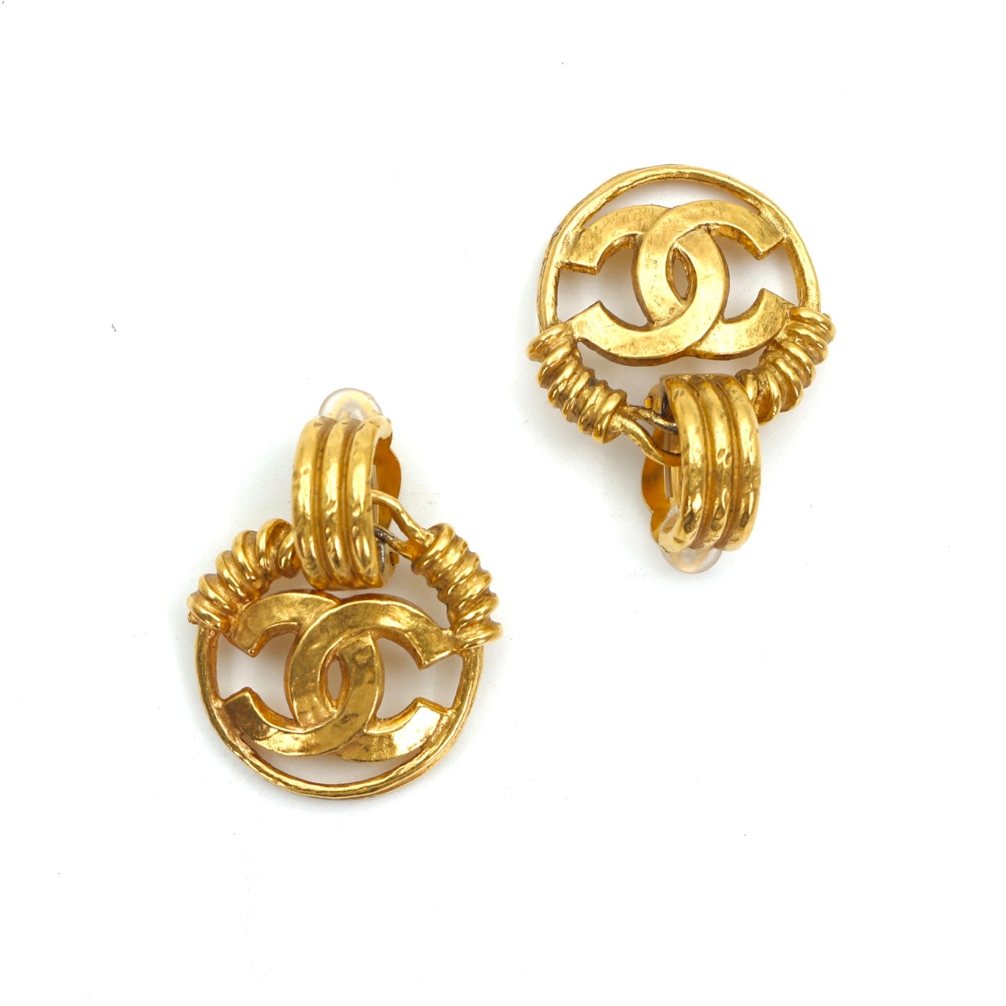 CHANEL Vintage Twisted CC Clip-On Earrings 94P [Used]