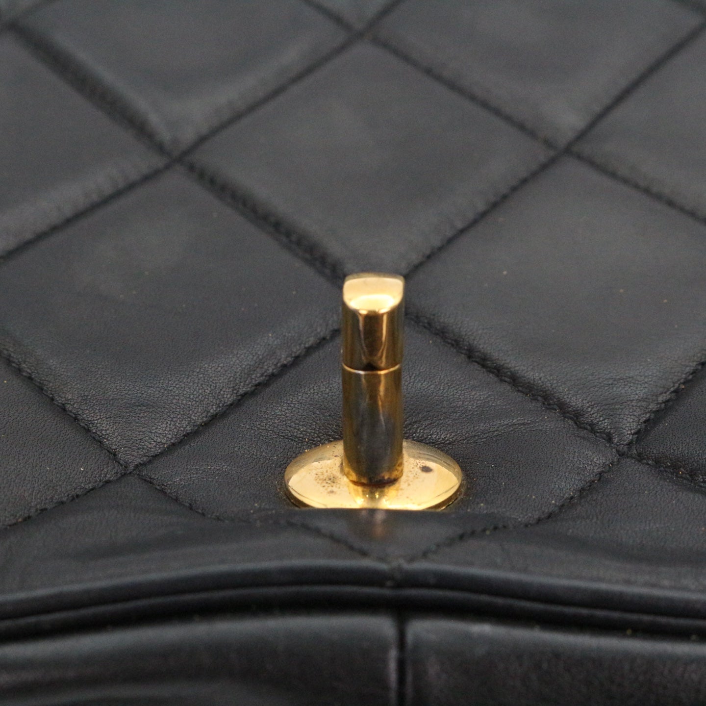 CHANEL Black Lambskin Quilted Large Flap Chain Shoulder Bag [Used]