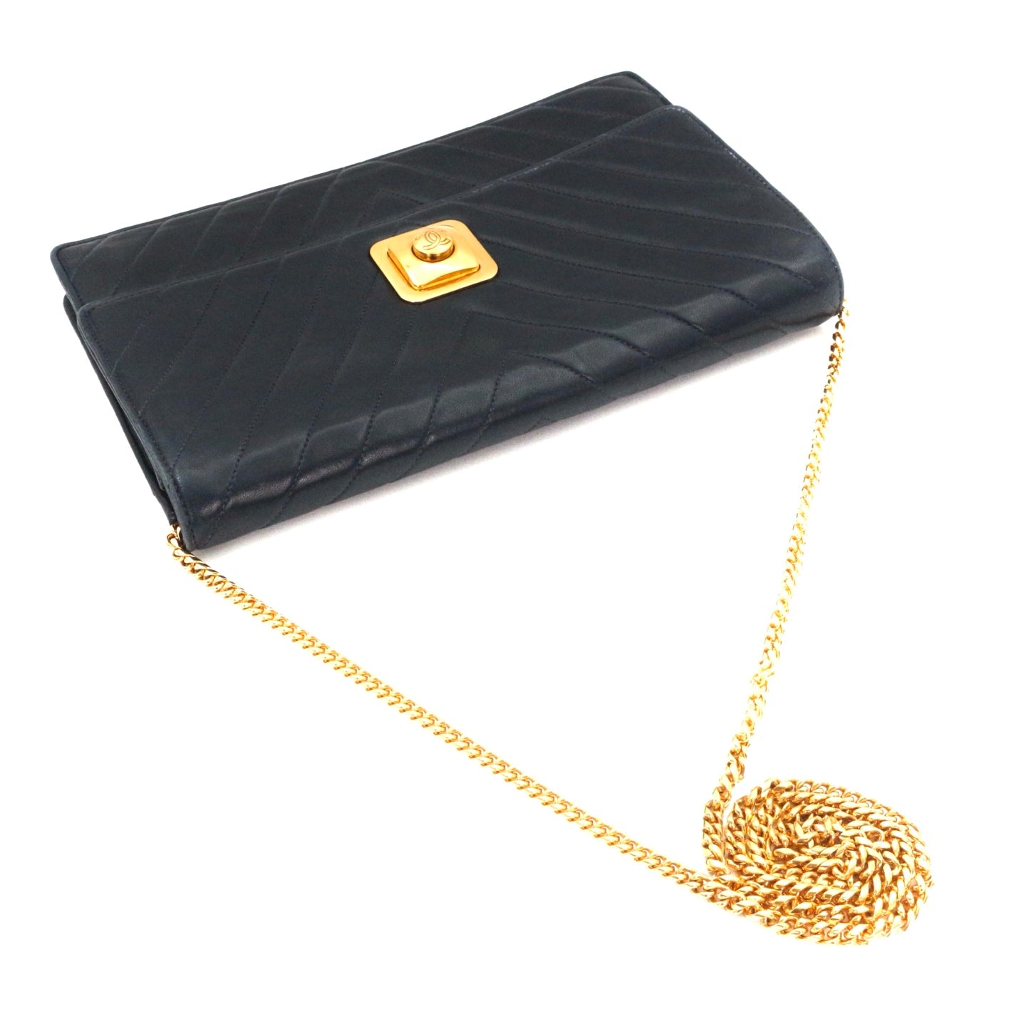 CHANEL Dark Navy Lambskin Chevron Chain Shoulder Bag with Gold Hardware [Used]